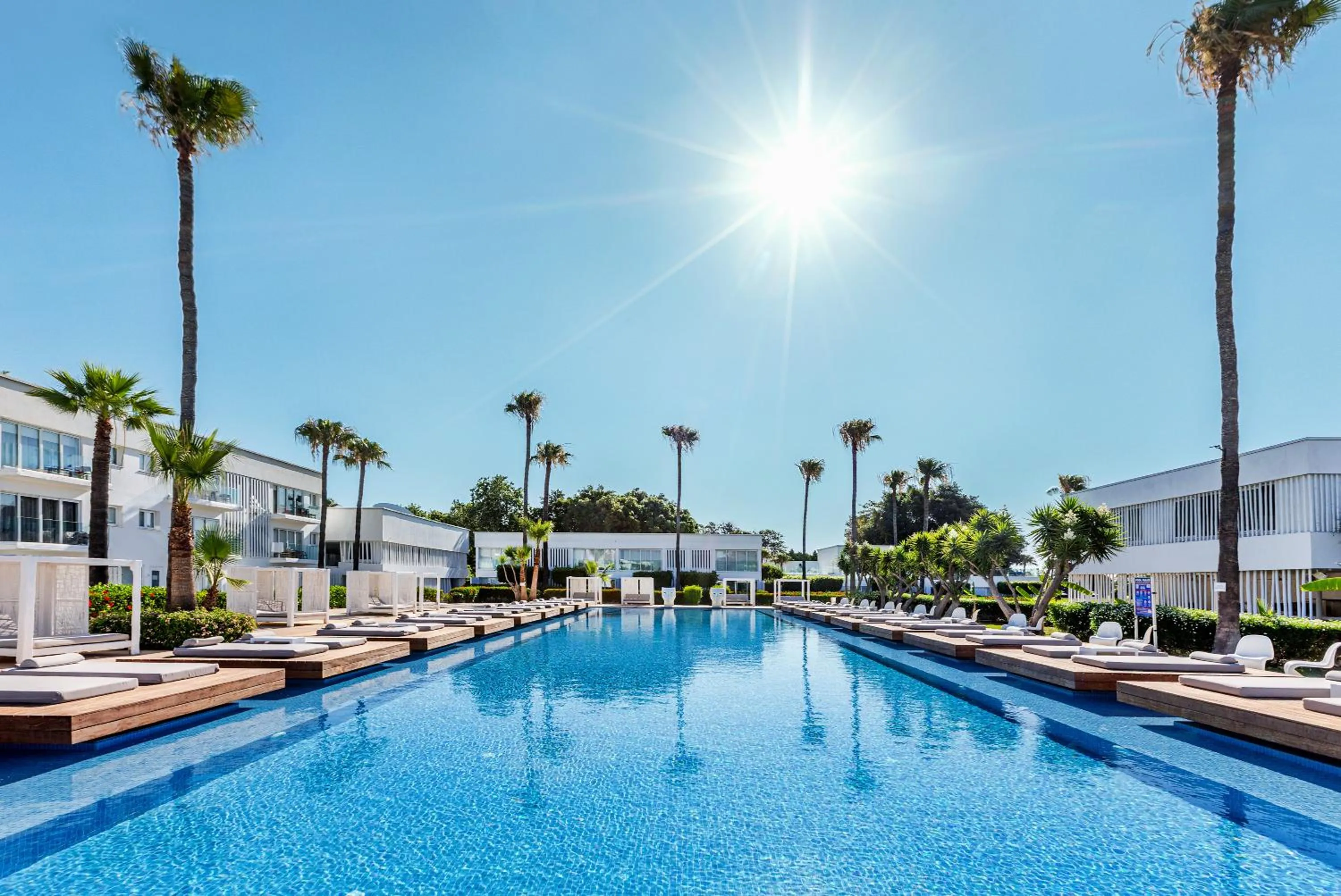 Swimming pool in So Nice Beach Resort