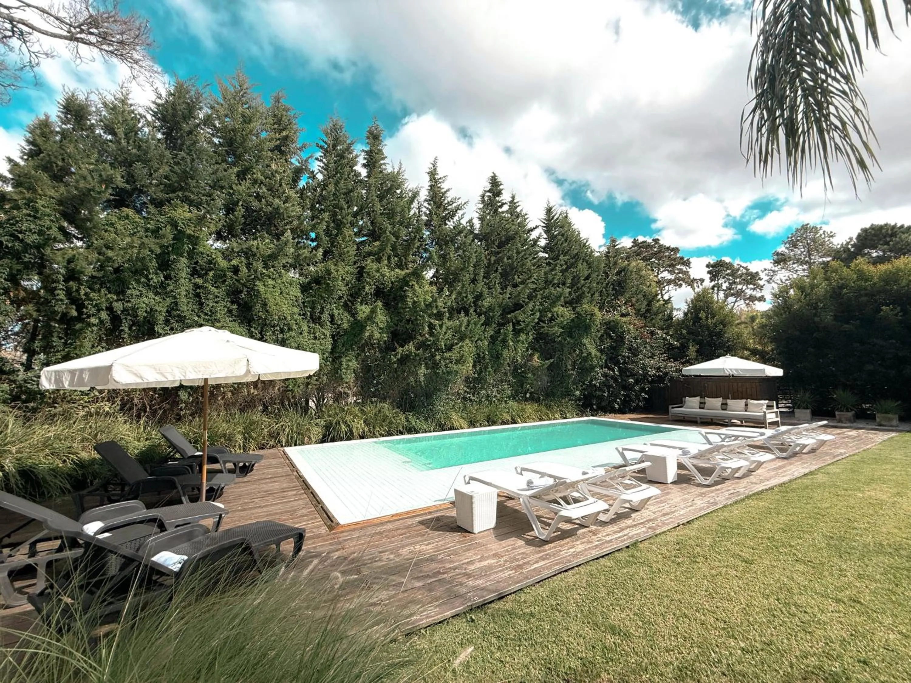 Swimming pool in Live Hotel Boutique (Adults only)