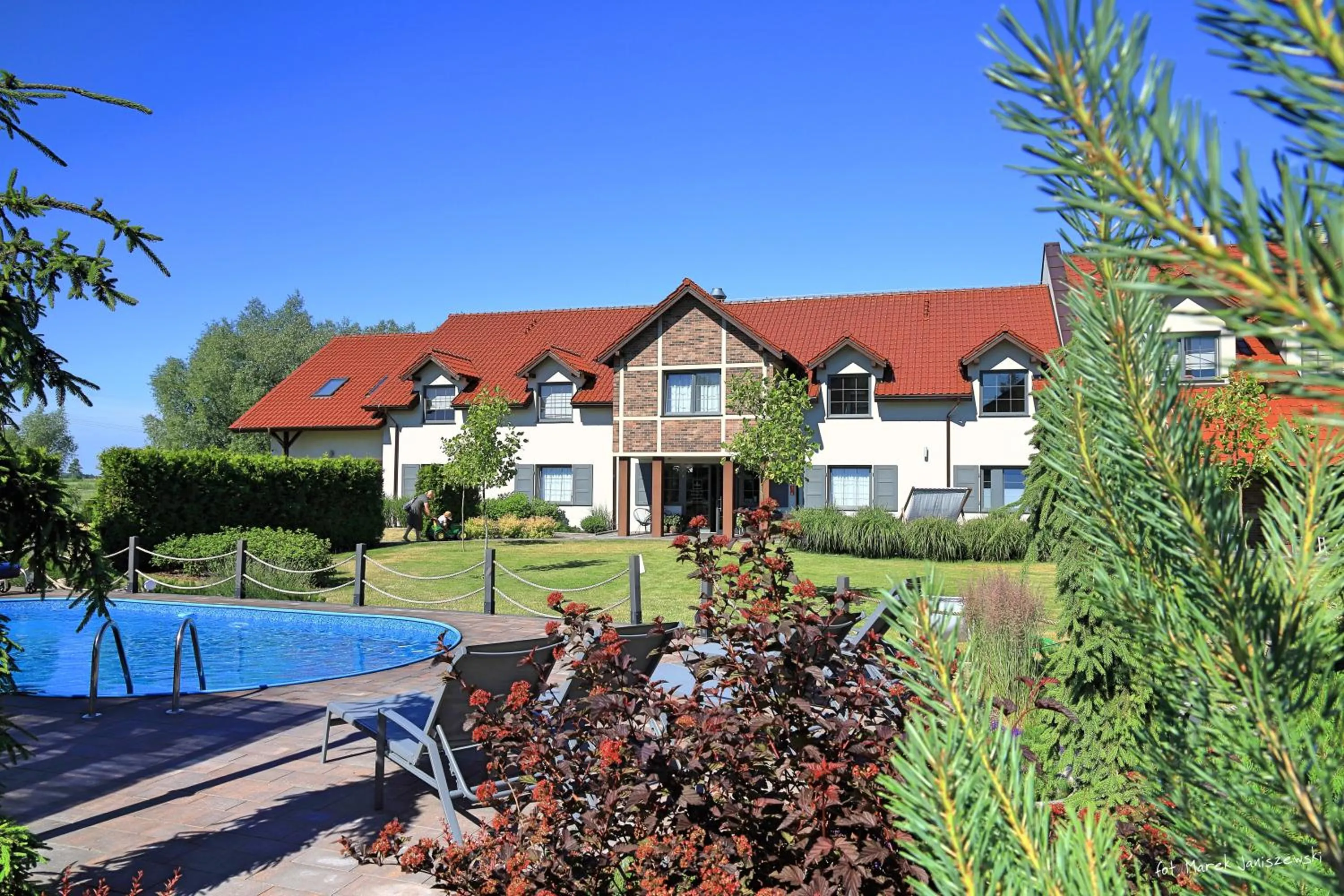Property building in Tulipanowy Gościniec