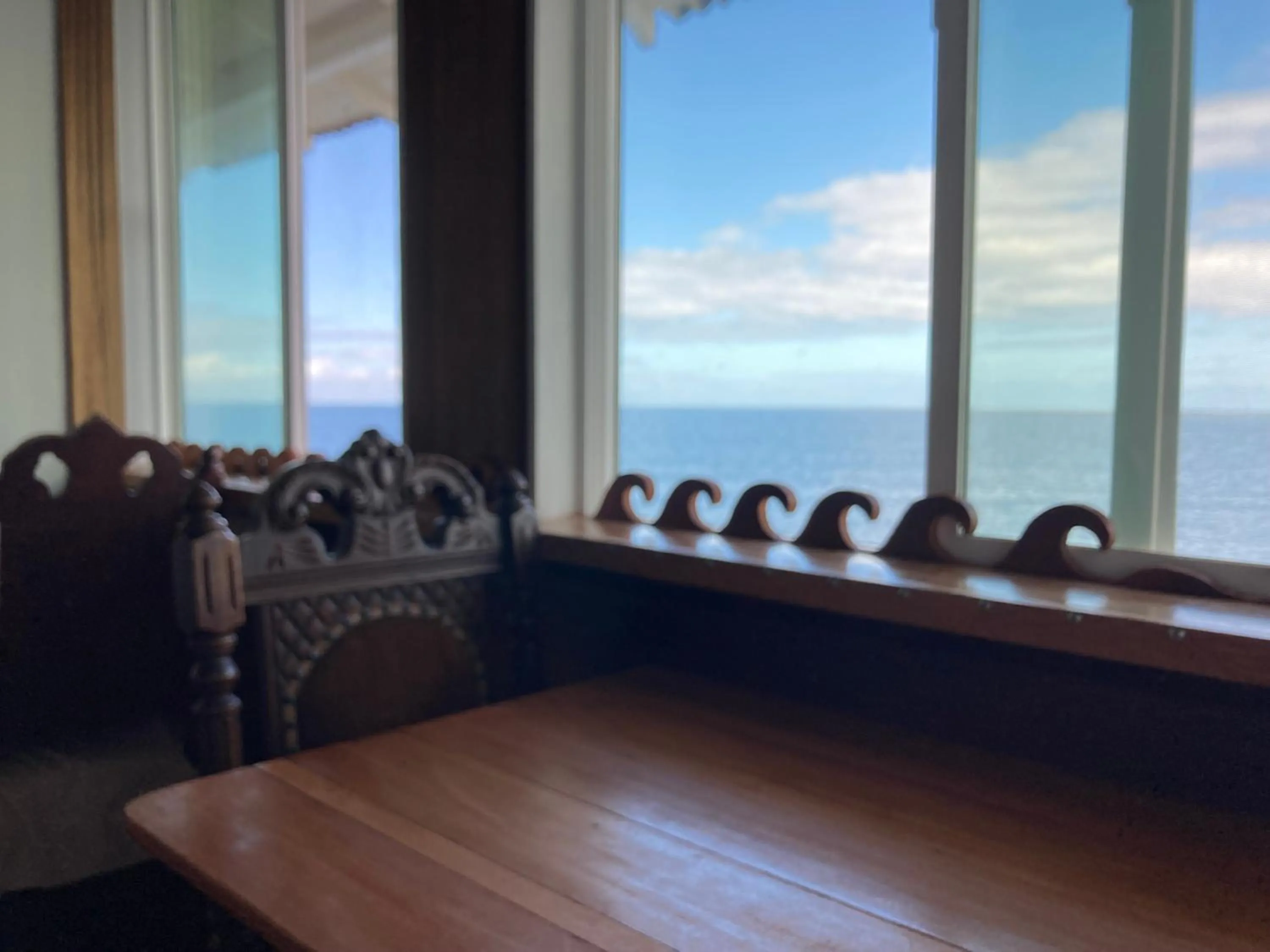 Restaurant/places to eat in Hilo Bay Oceanfront Bed and Breakfast