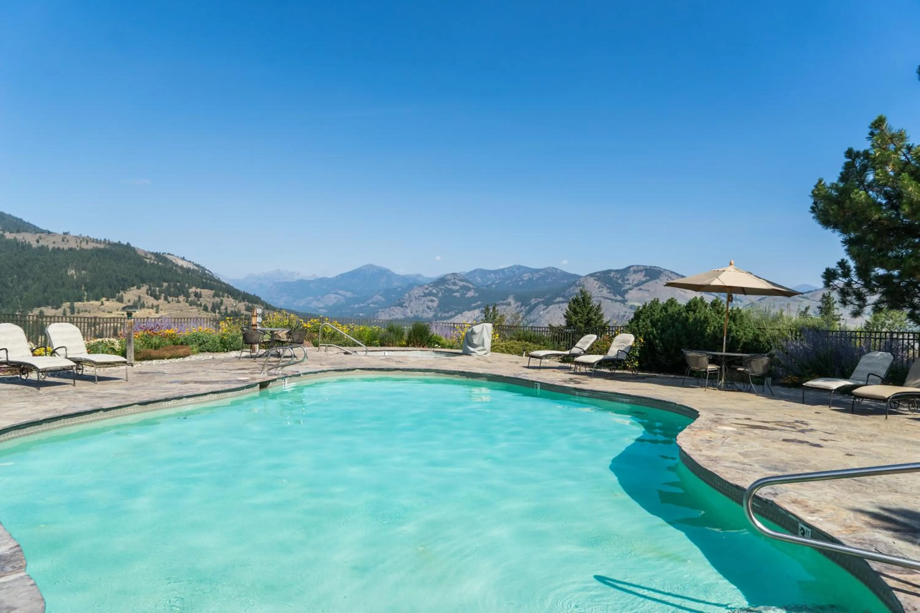 Mountain view in Sun Mountain Lodge