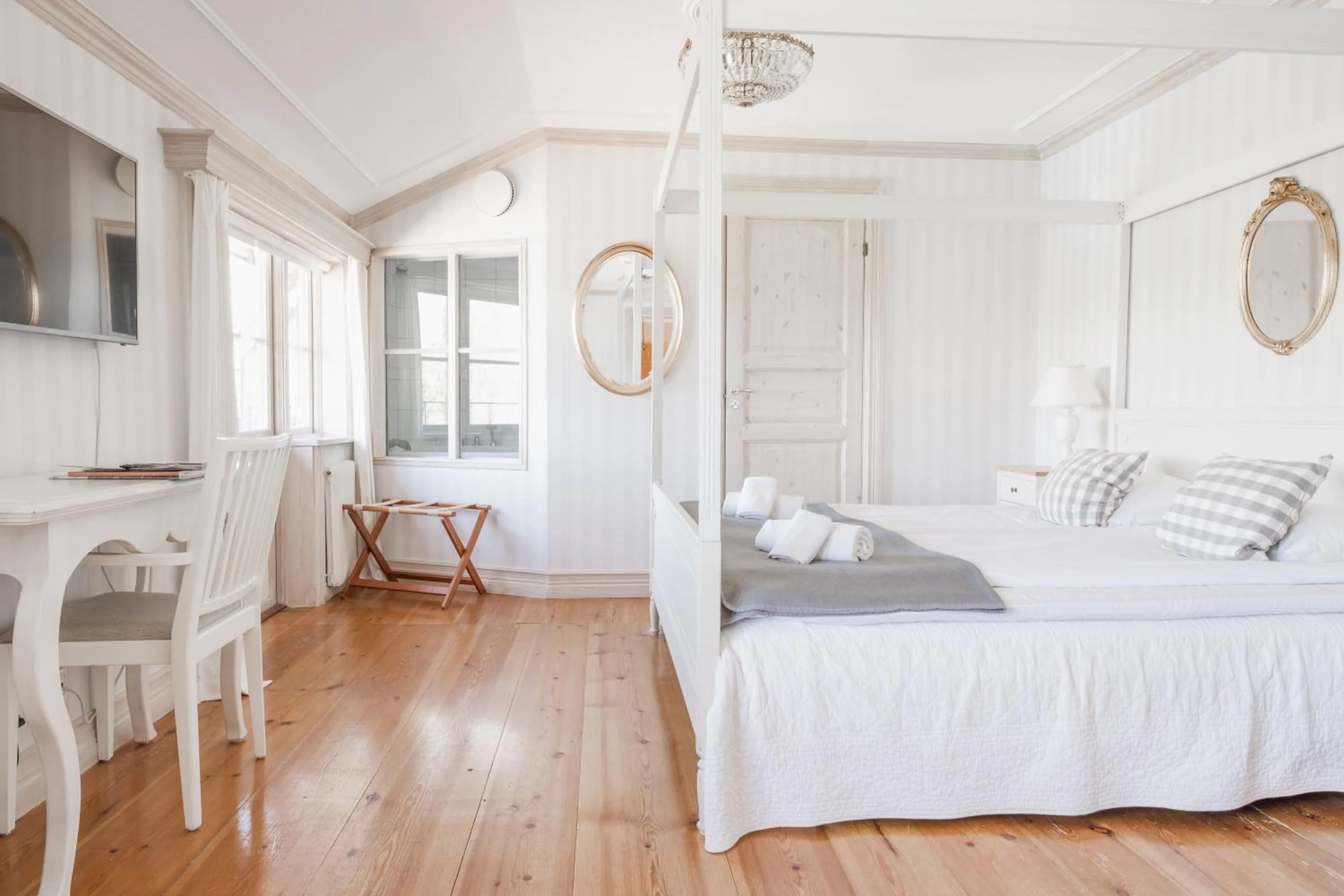 Bed in Hotell Klockargården