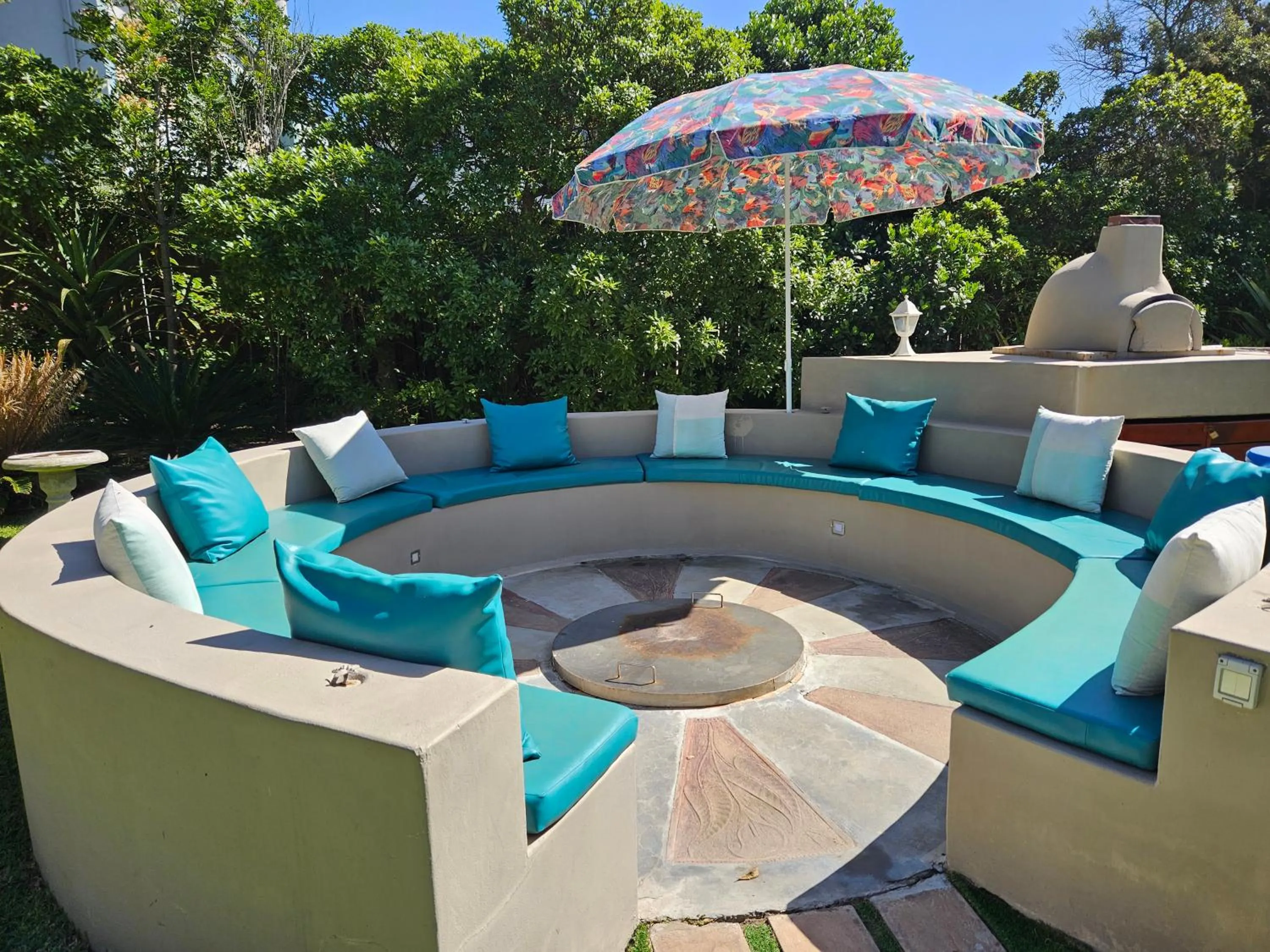 BBQ facilities in The Gull