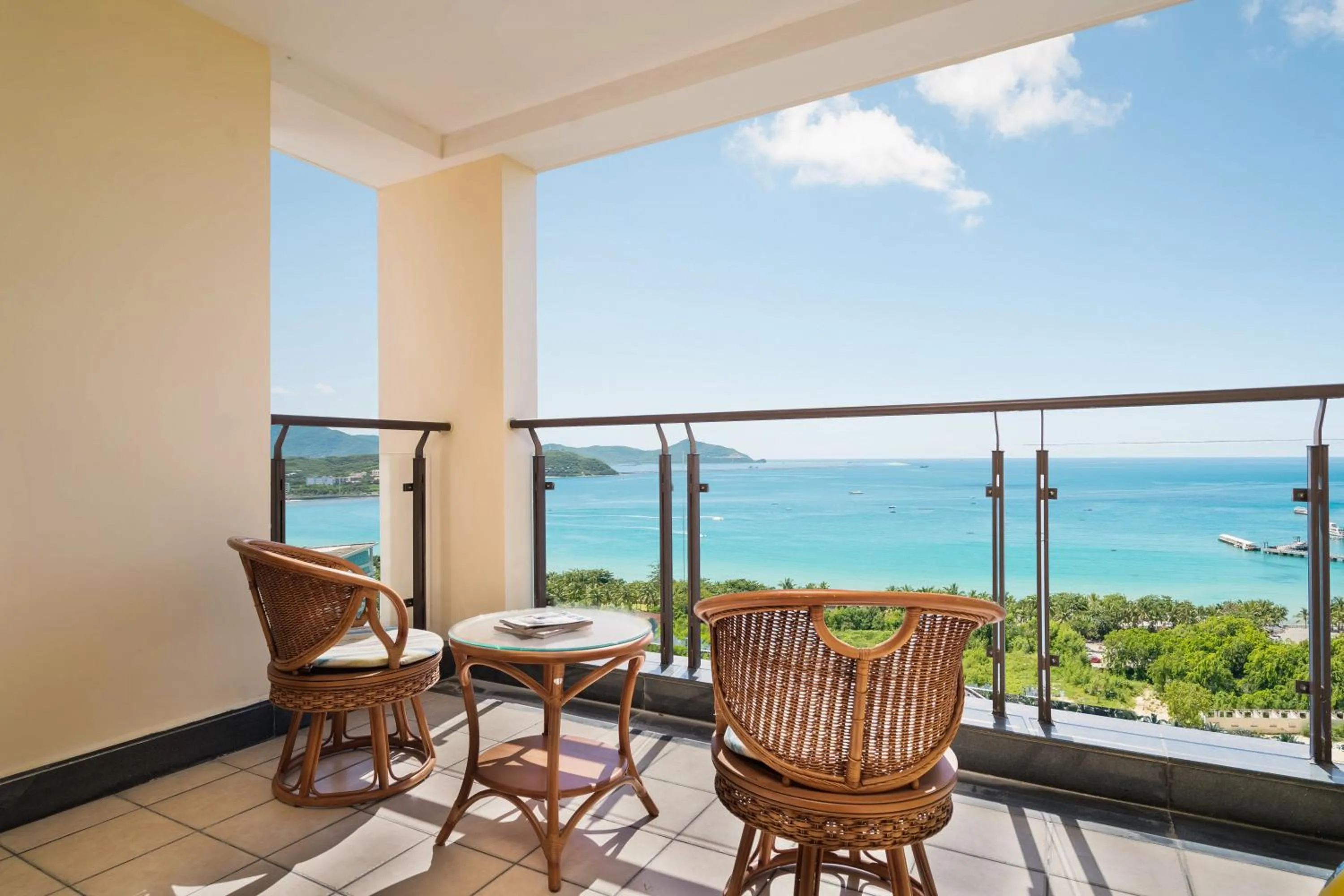 Balcony/Terrace in Sanya Yikehai View Apartments