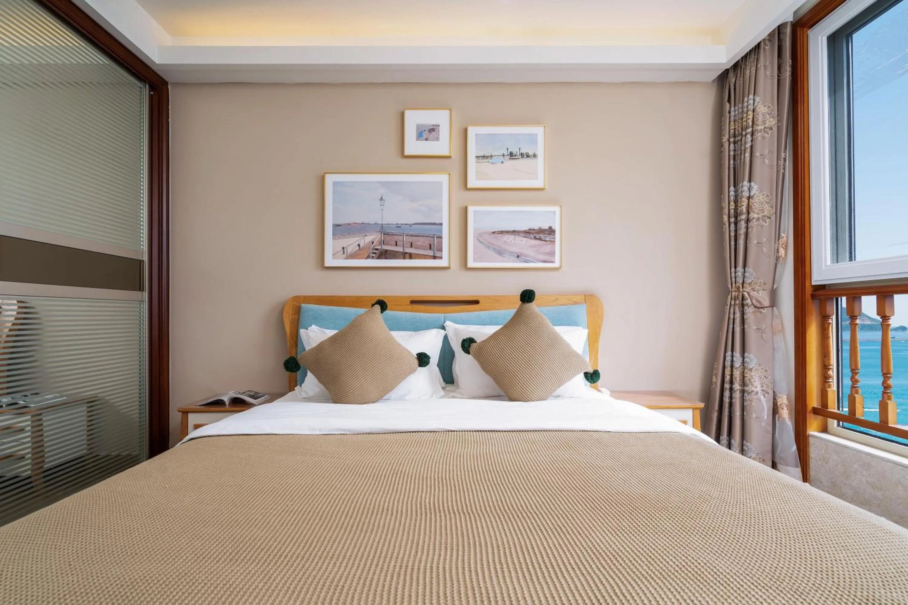 Bedroom, Bed in Sanya Yikehai View Apartments