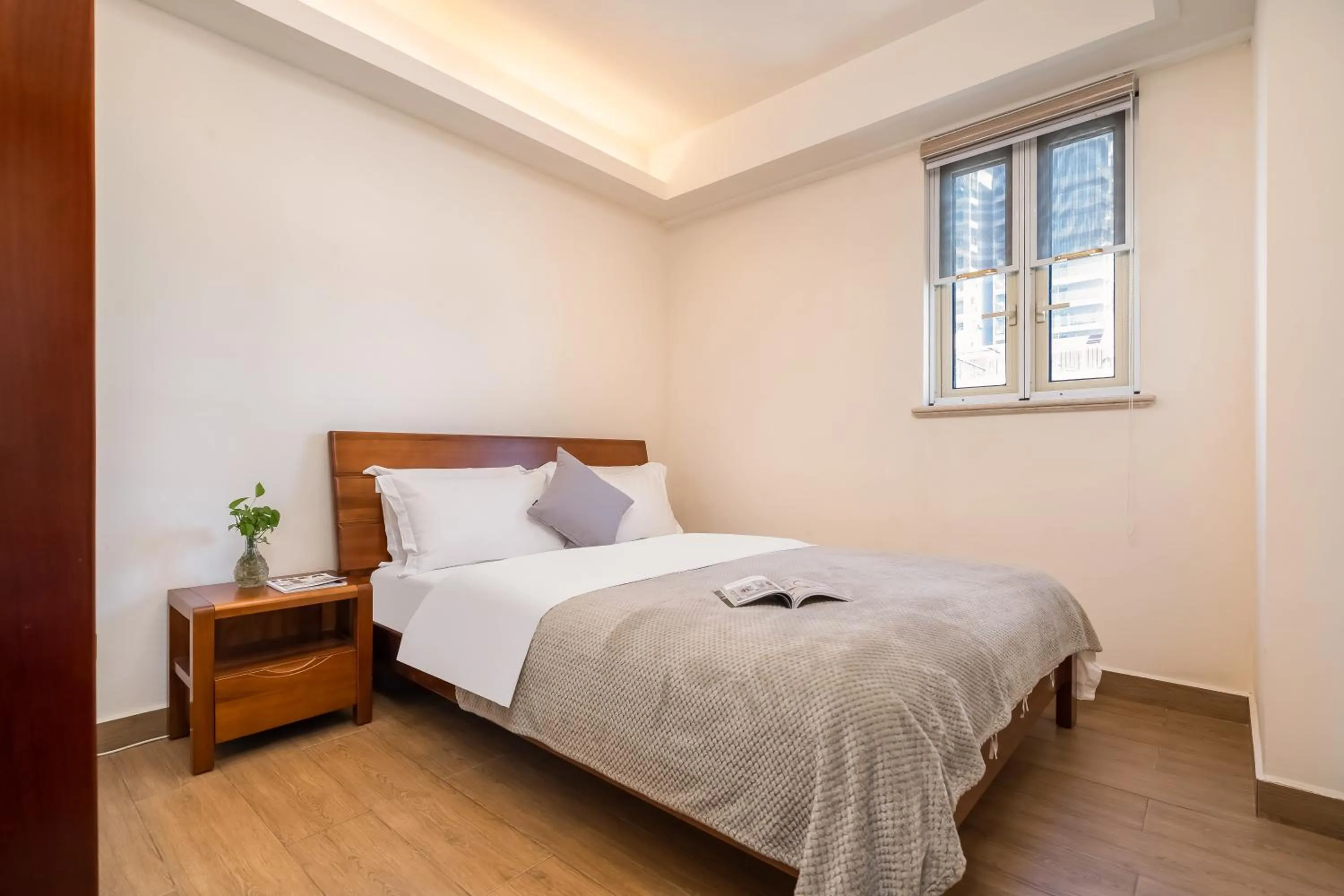 Bedroom, Bed in Sanya Yikehai View Apartments