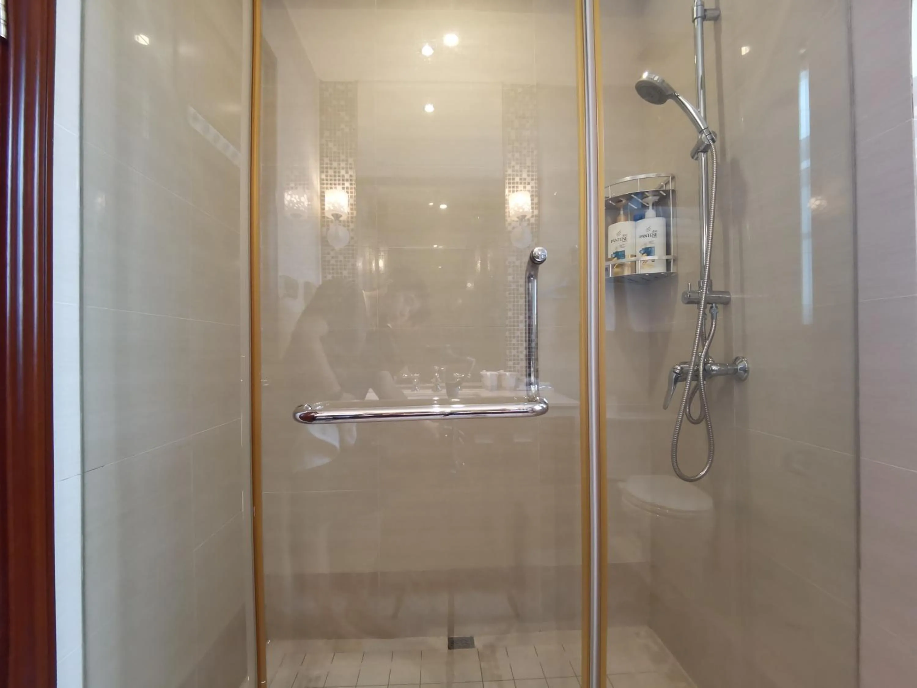 Bathroom in Sanya Yikehai View Apartments