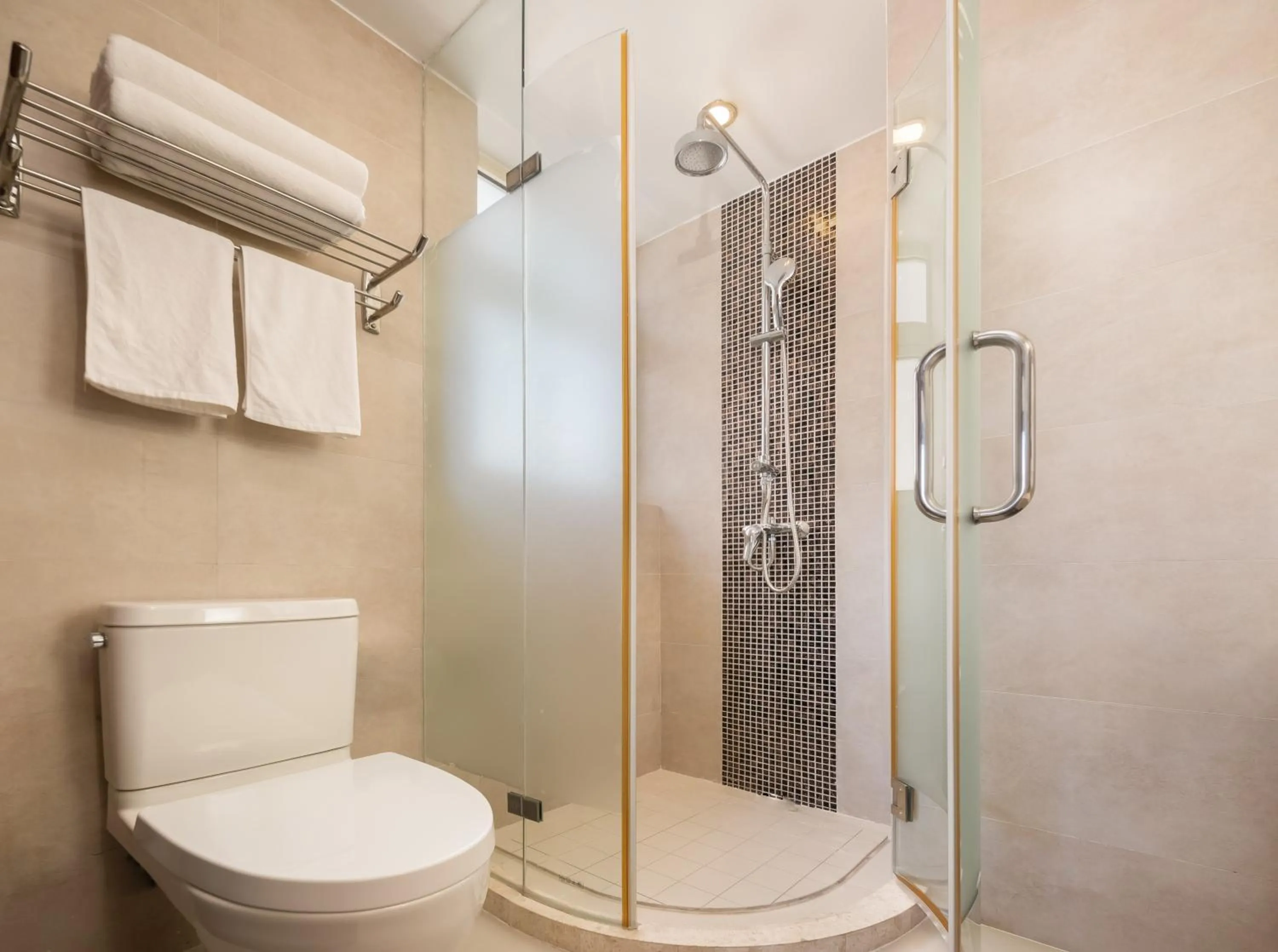 Bathroom in Sanya Yikehai View Apartments