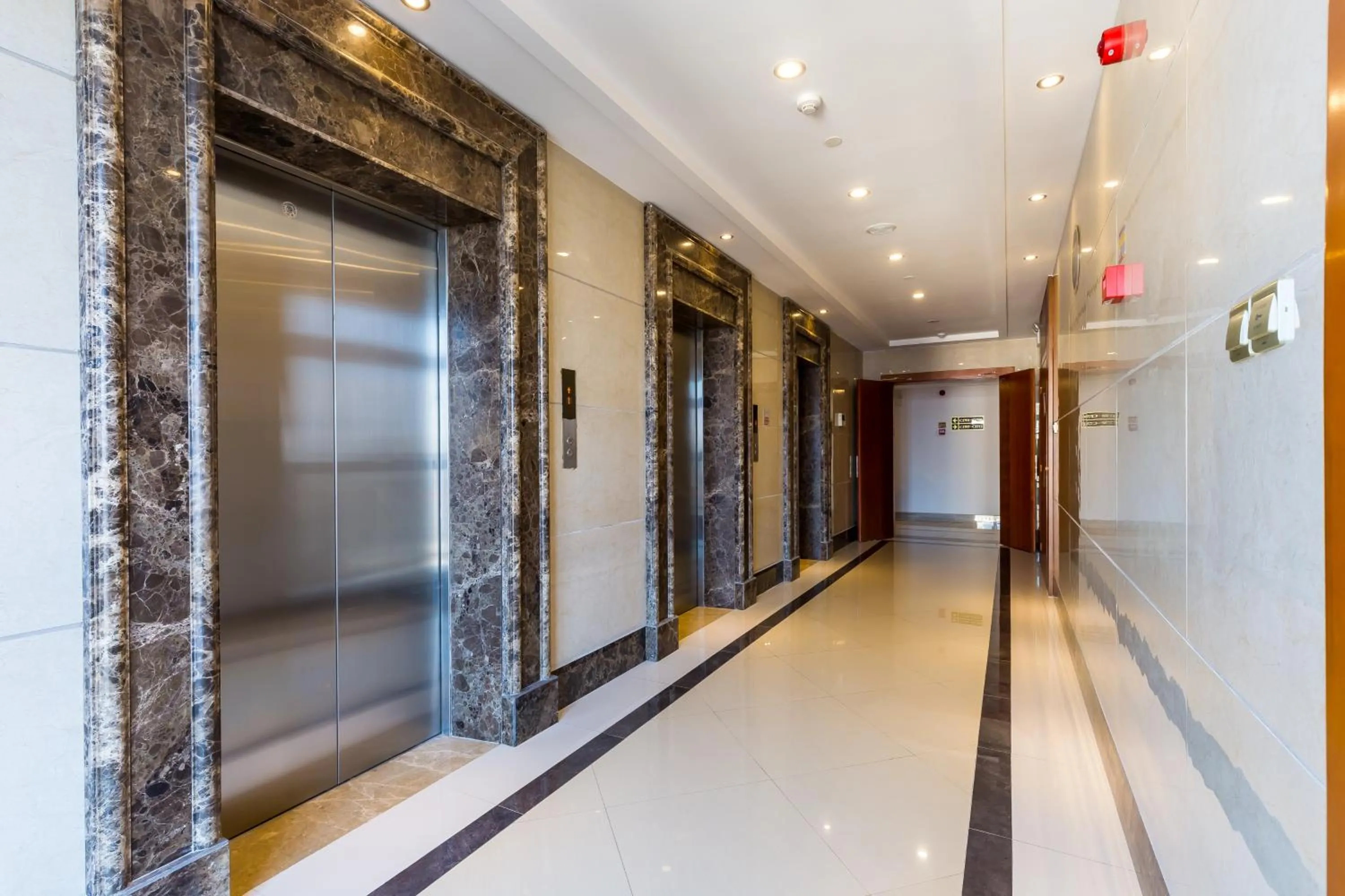 Area and facilities in Sanya Yikehai View Apartments