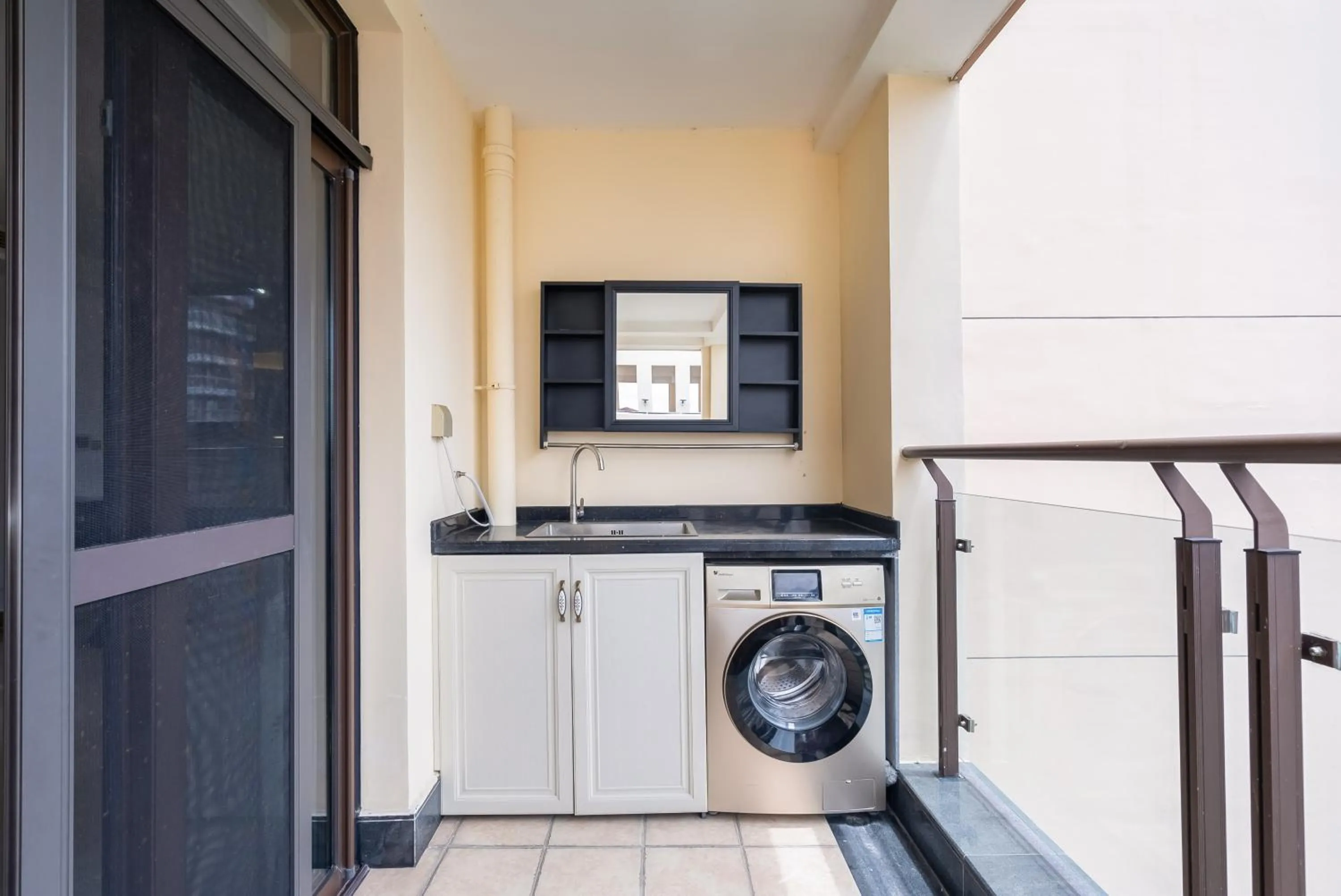 washing machine in Sanya Yikehai View Apartments