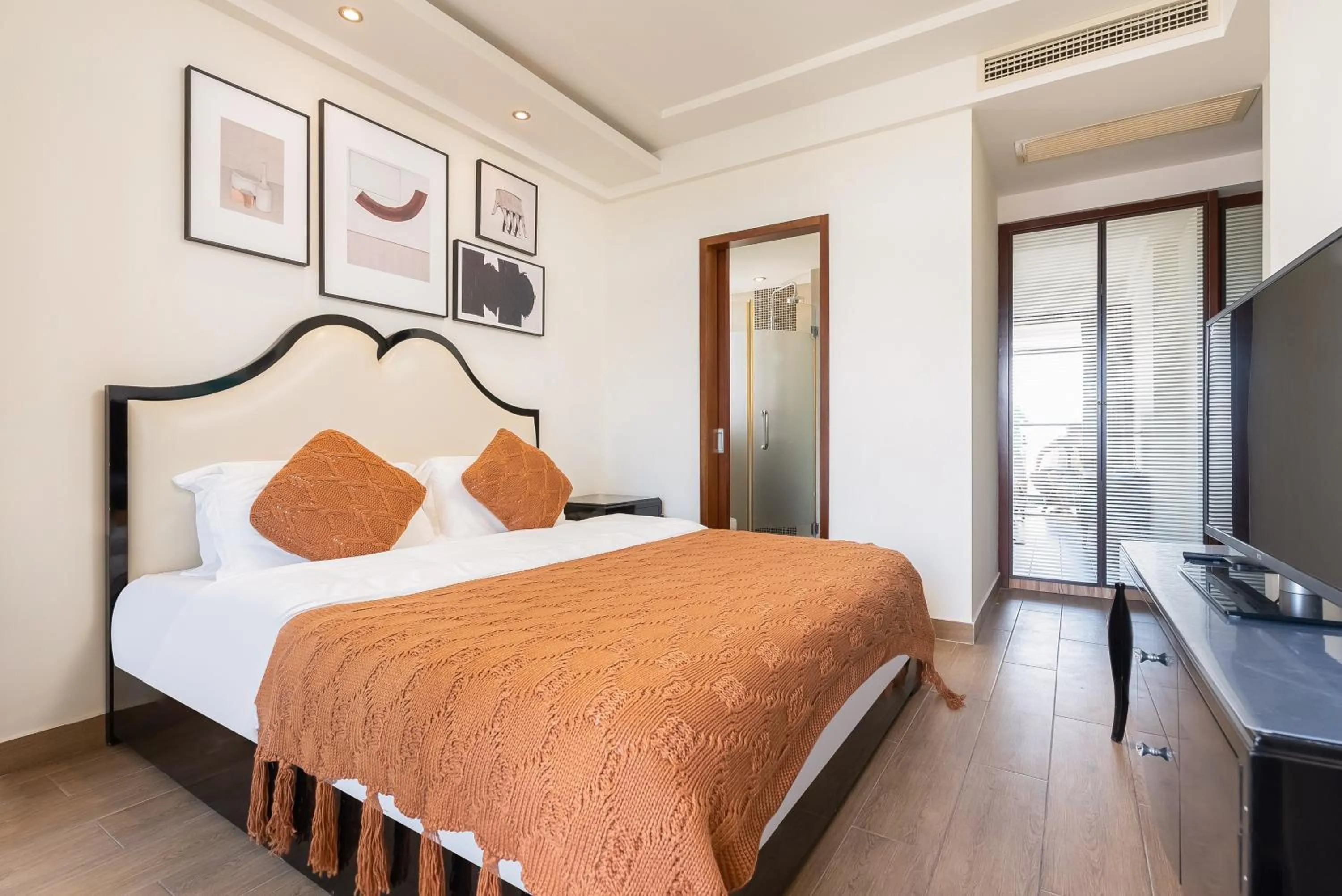 Bed in Sanya Yikehai View Apartments