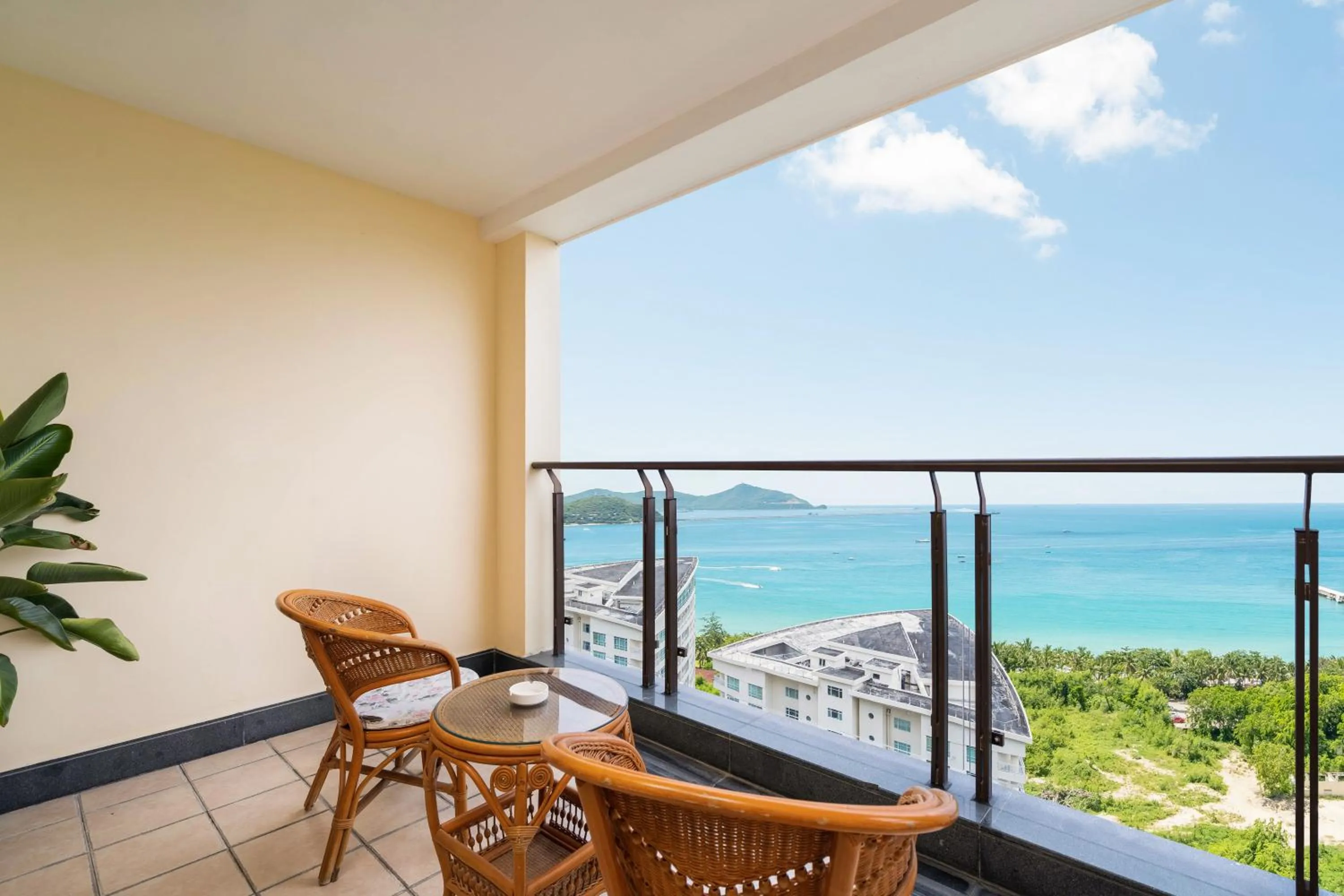 Balcony/Terrace in Sanya Yikehai View Apartments