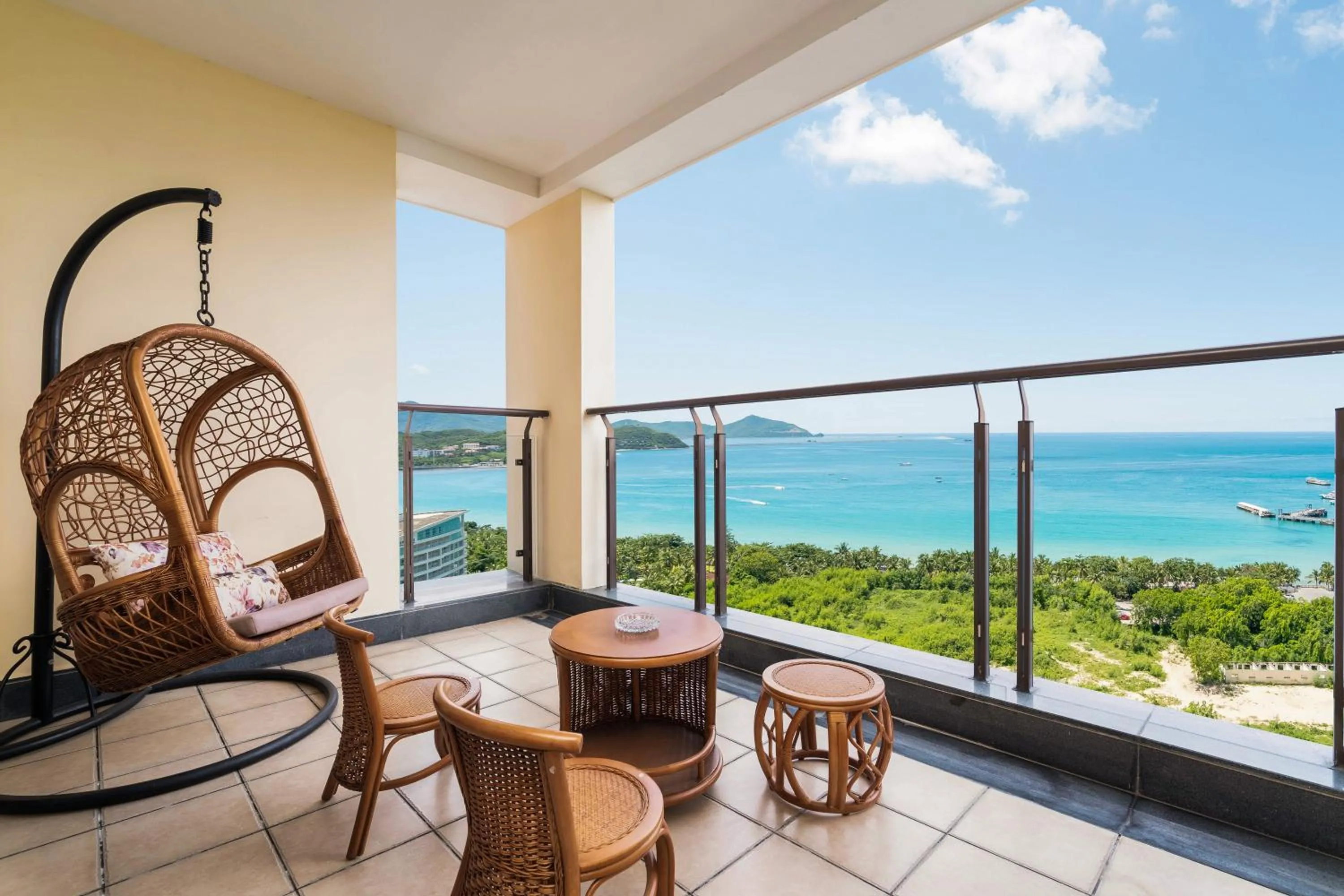 Balcony/Terrace in Sanya Yikehai View Apartments