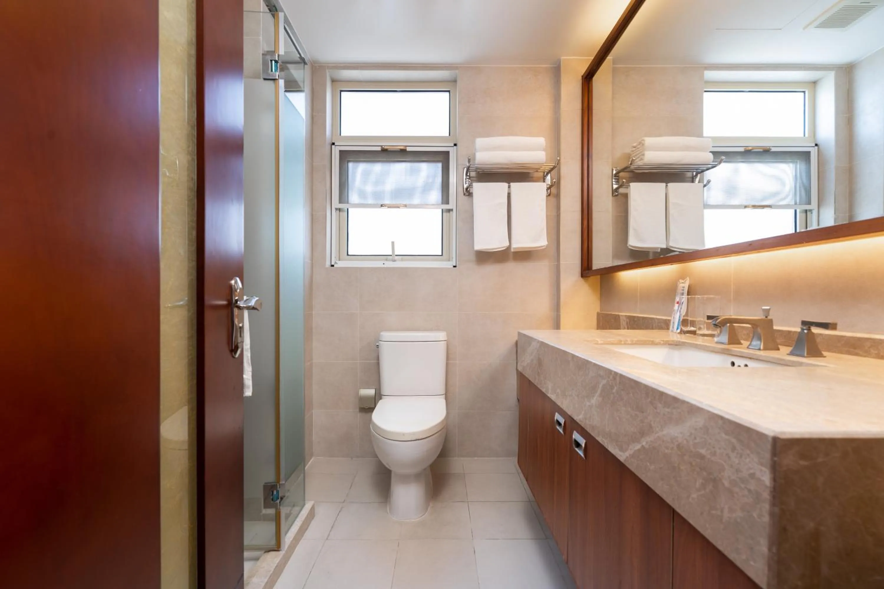 Bathroom in Sanya Yikehai View Apartments