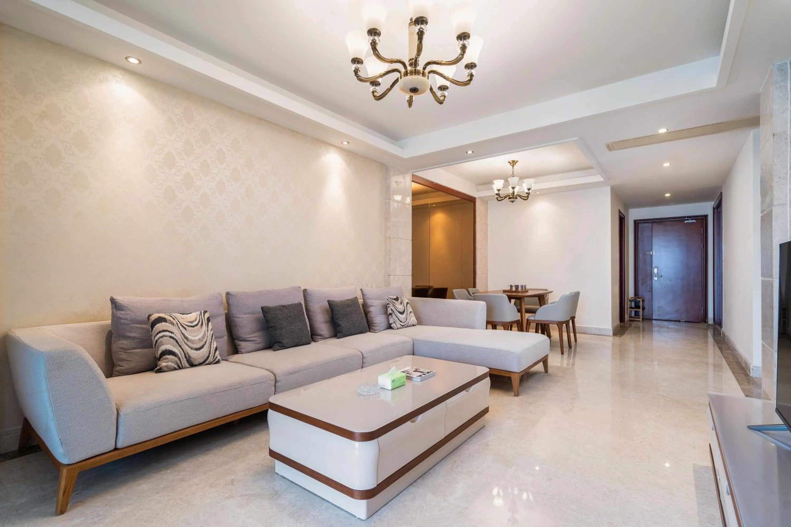 Living room in Sanya Yikehai View Apartments