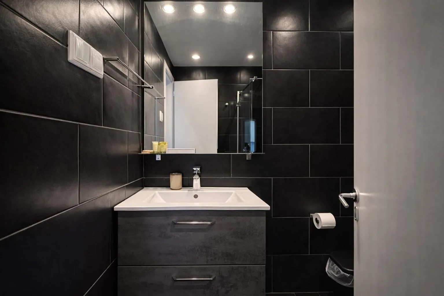 Bathroom in Elite Ermou Suites