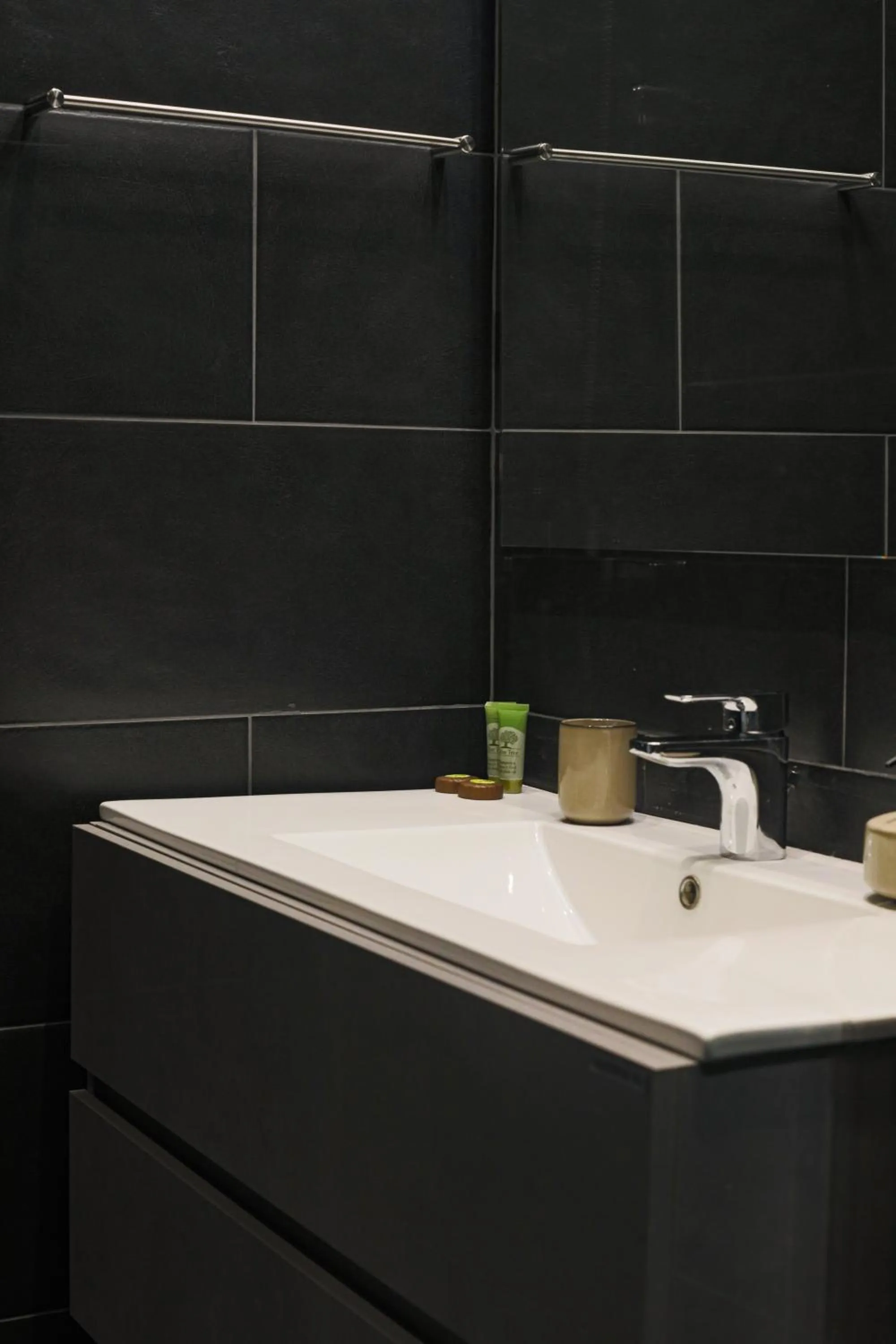 Bathroom in Elite Ermou Suites