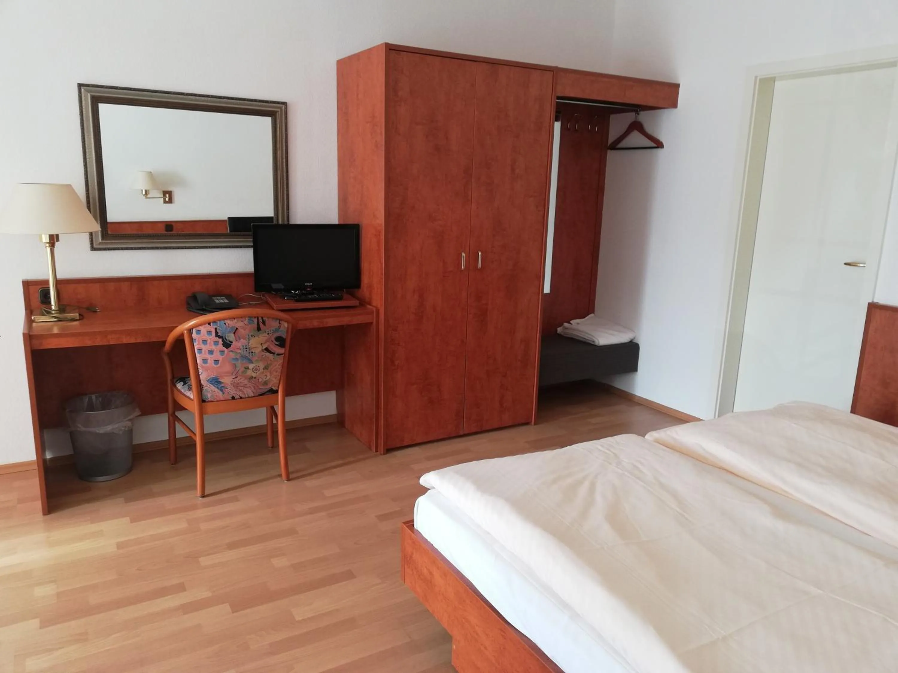 Bed in Hotel Dorfschänke