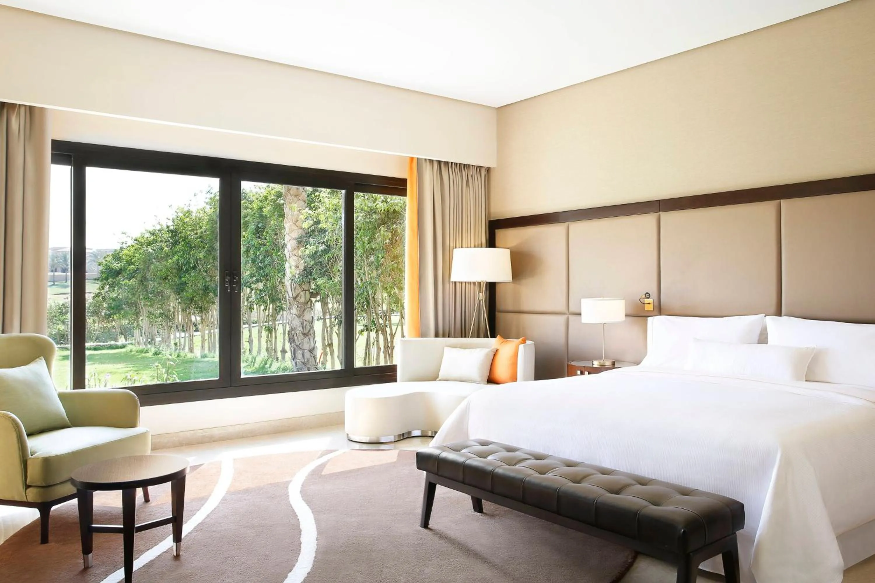 Bedroom, Bed in The Westin Cairo Golf Resort & Spa, Katameya Dunes