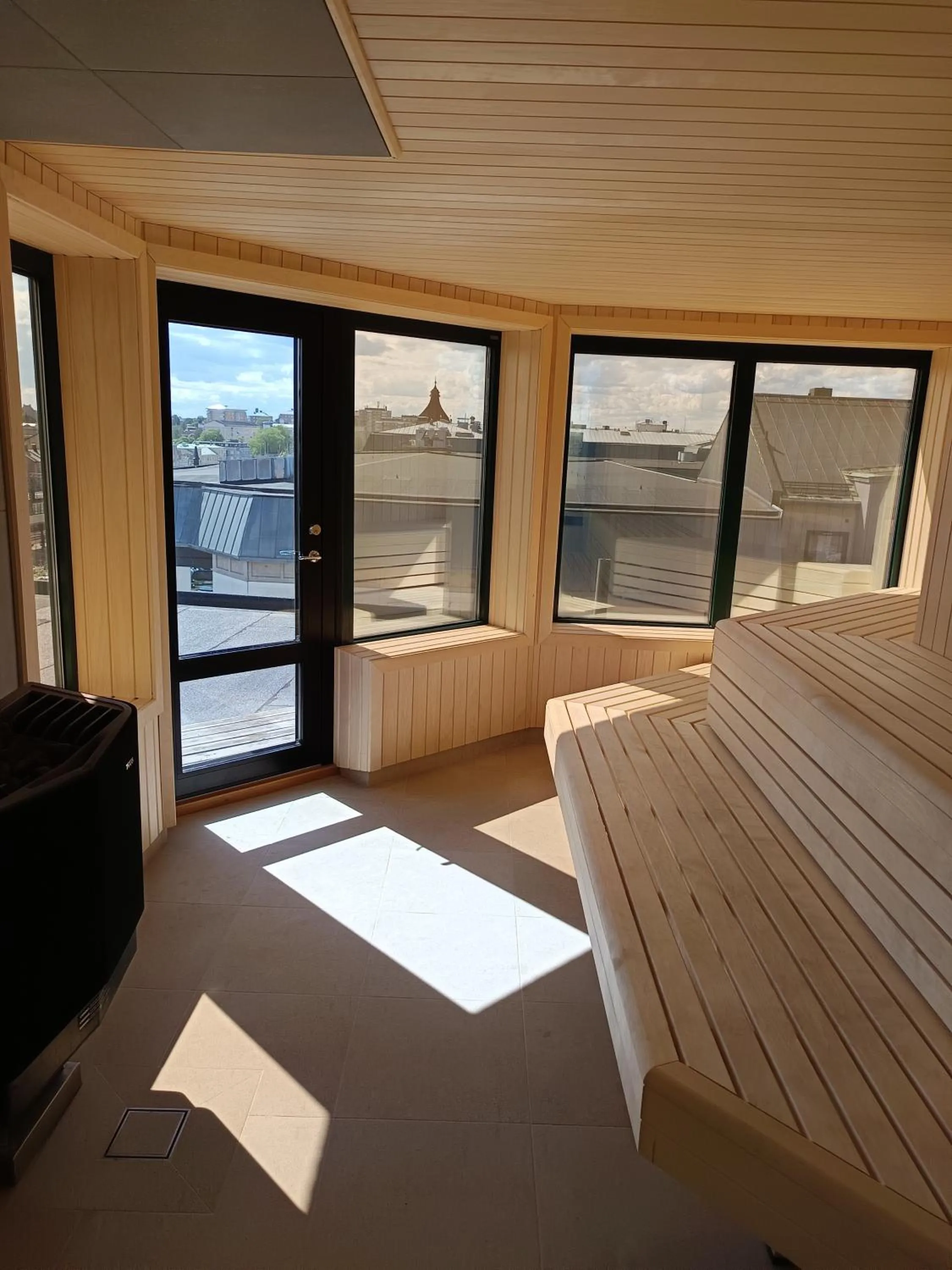 Sauna, Bed in Home Hotel Plaza