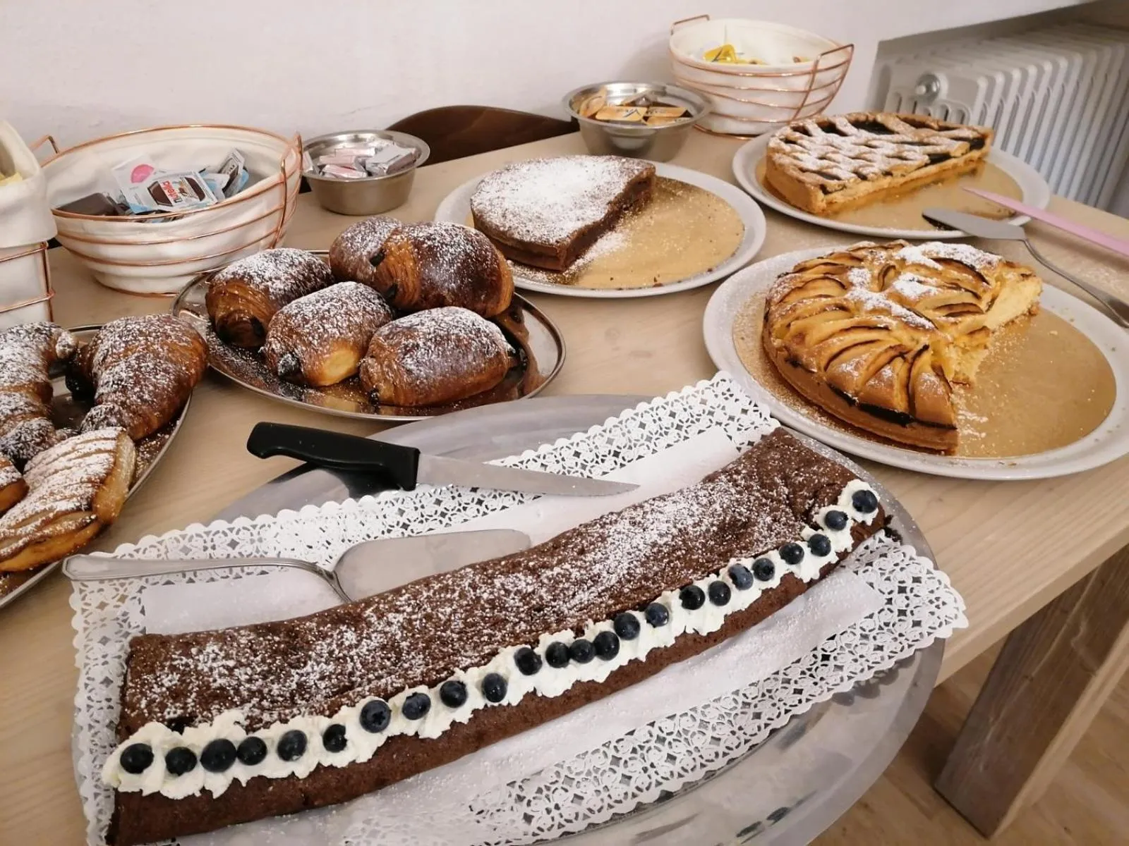 Food and drinks in B&B Castello Cimbergo