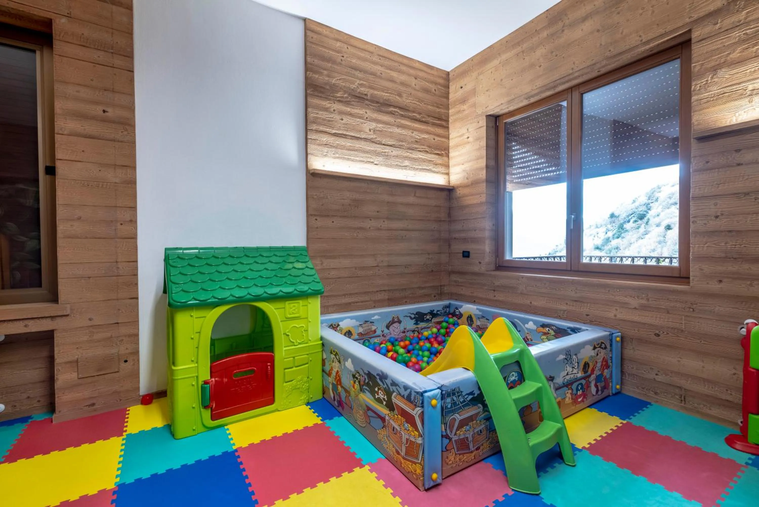 Children play ground in B&B Castello Cimbergo