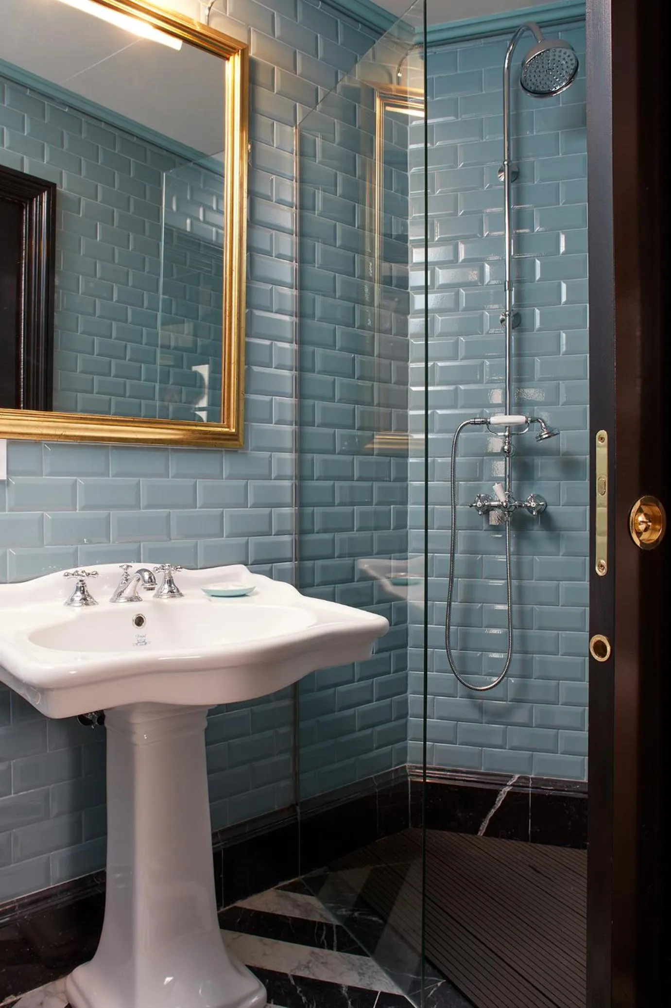 Shower in Triana House