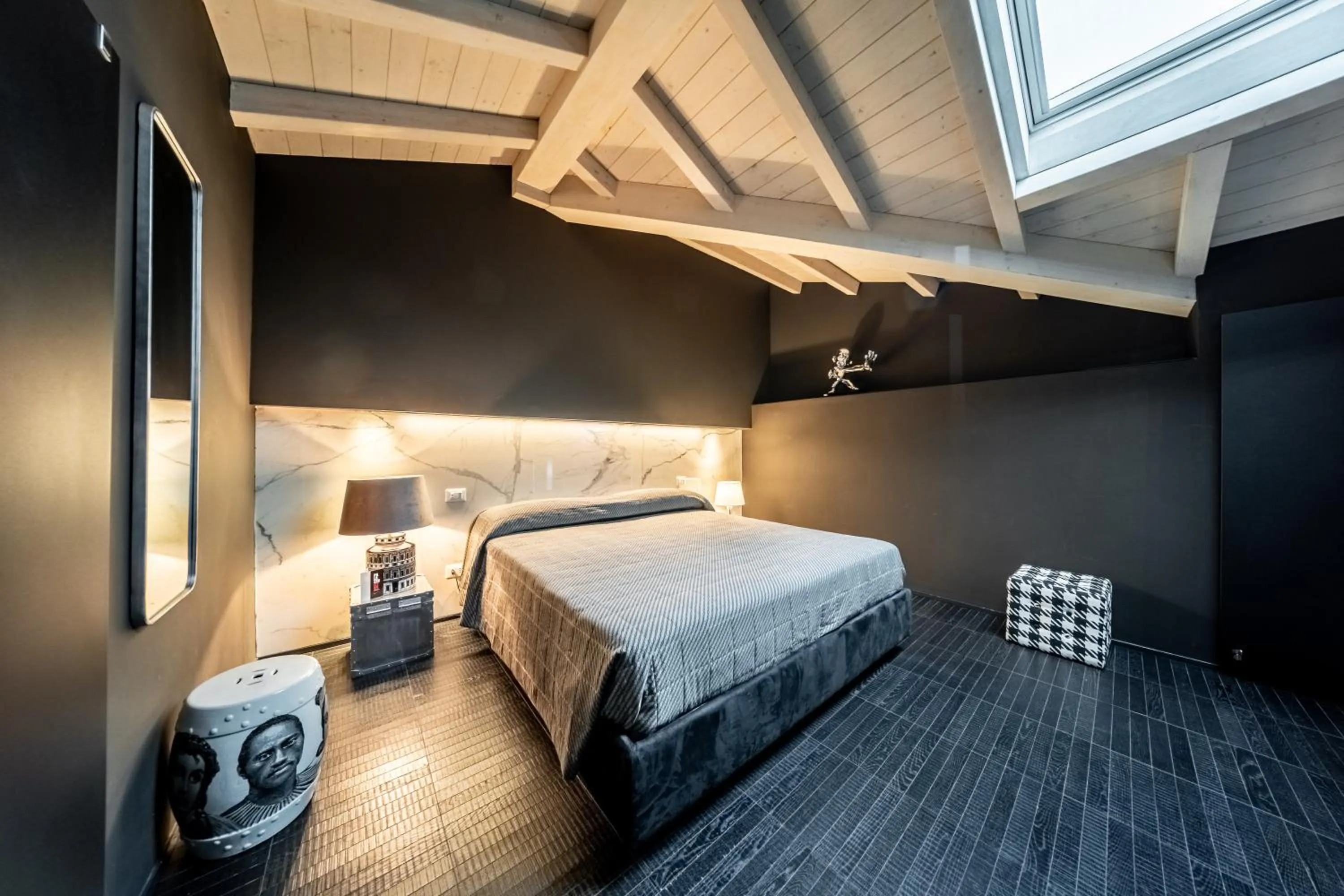 Bed in Palazzo Gozzi Bed & Beauty