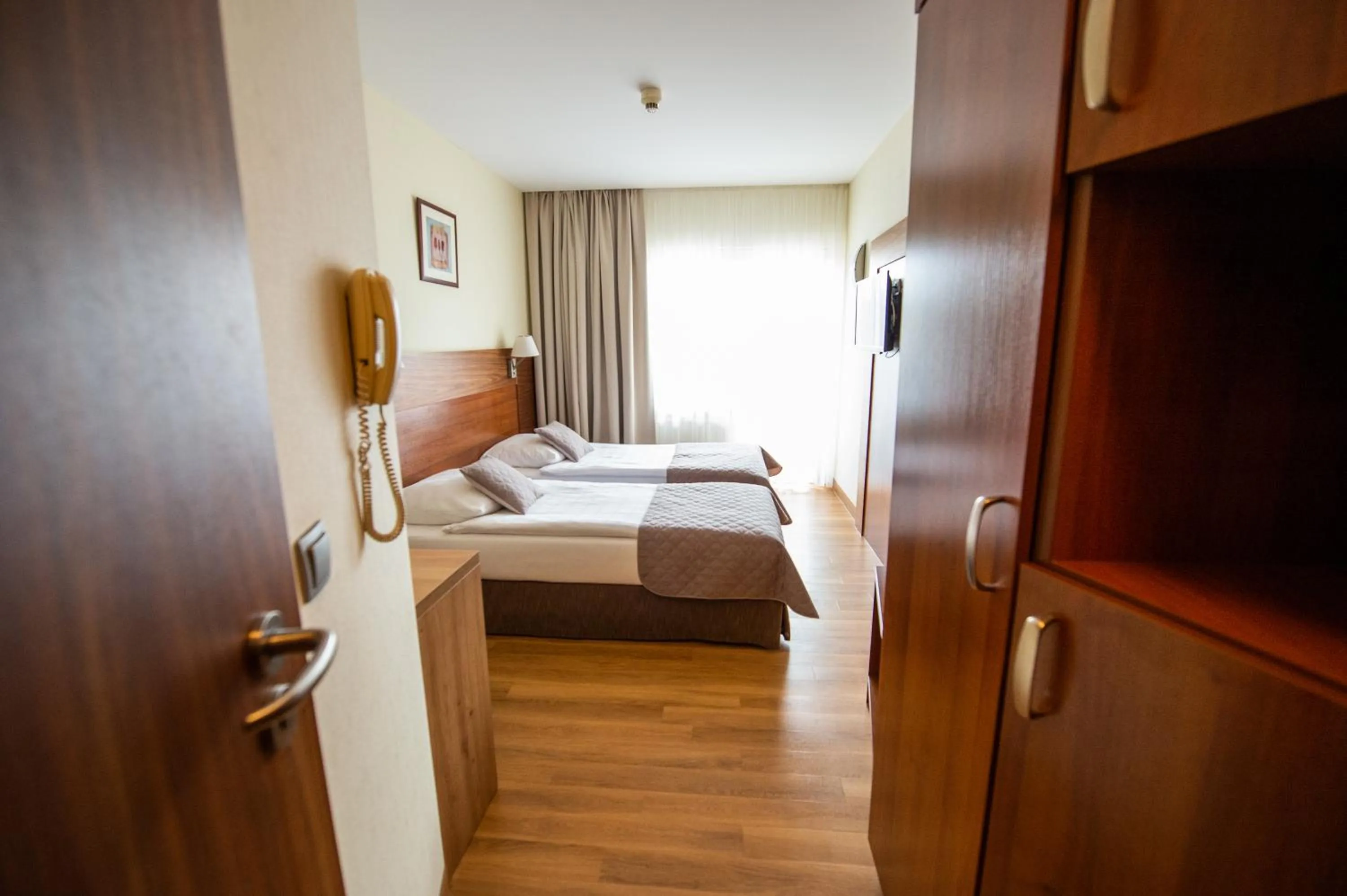 View (from property/room), Bed in Hotel Ostaniec