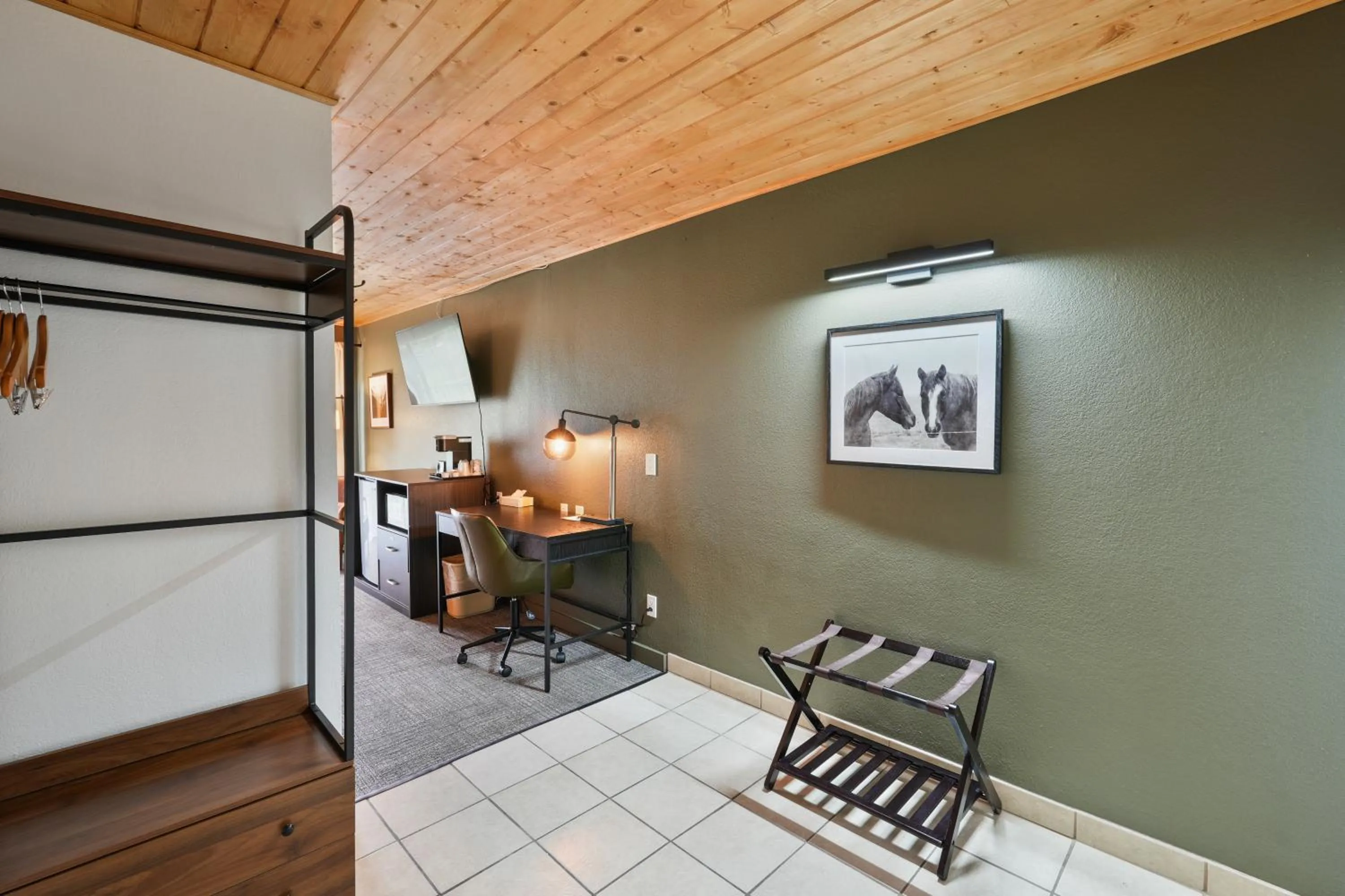 Seating area in Tremont Lodge & Resort