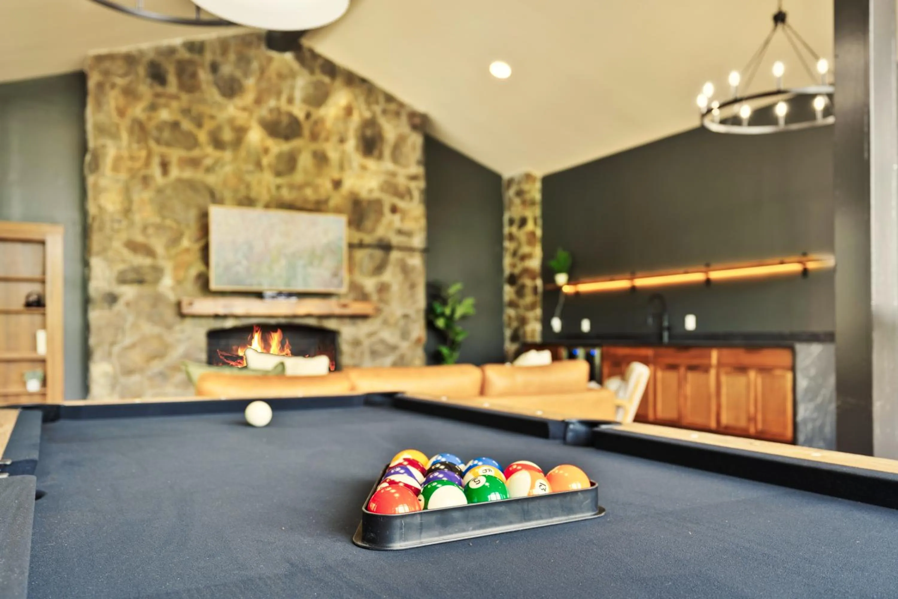 Billiard in Tremont Lodge & Resort