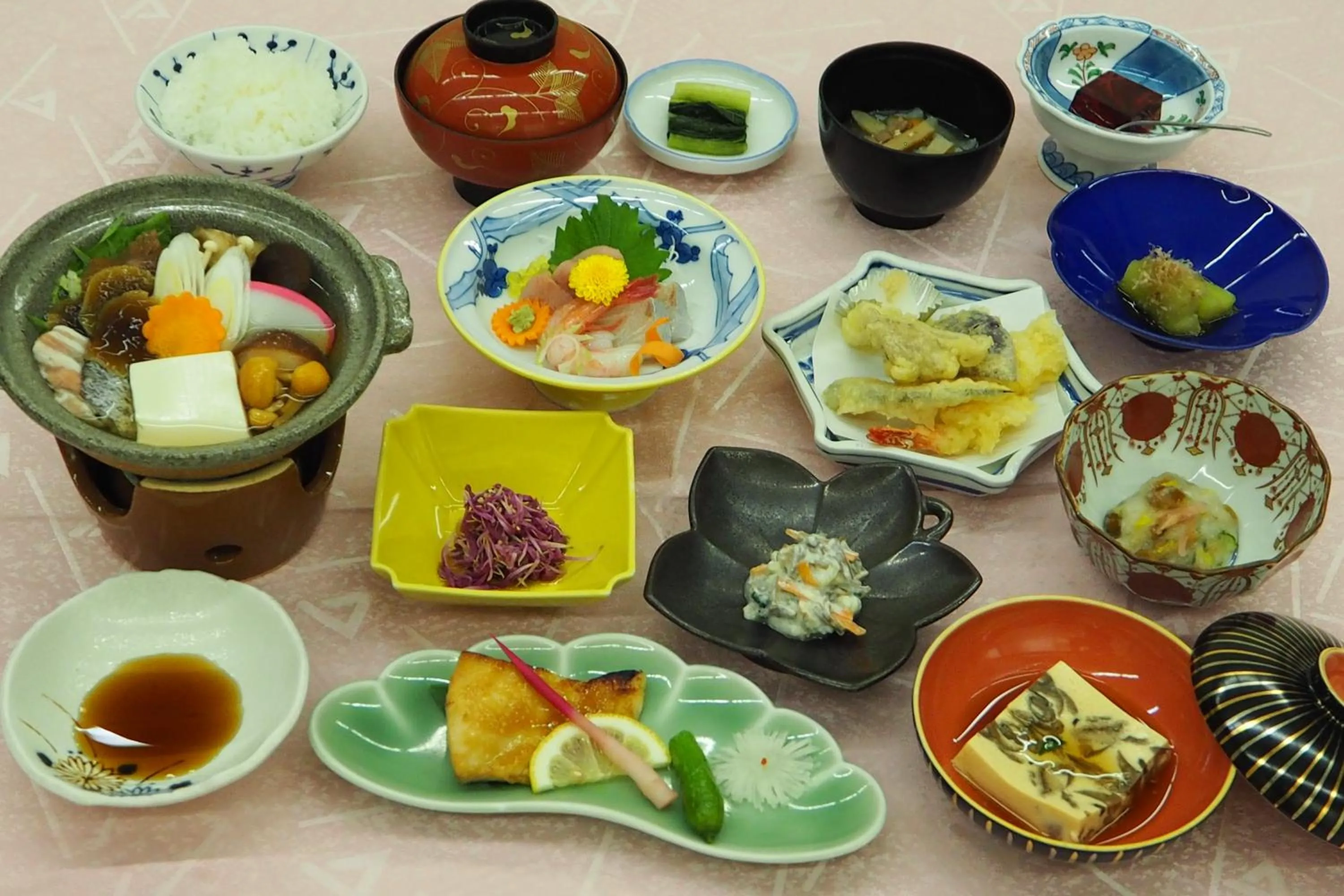 Dinner in Ryounkaku Matsunoyama onsen