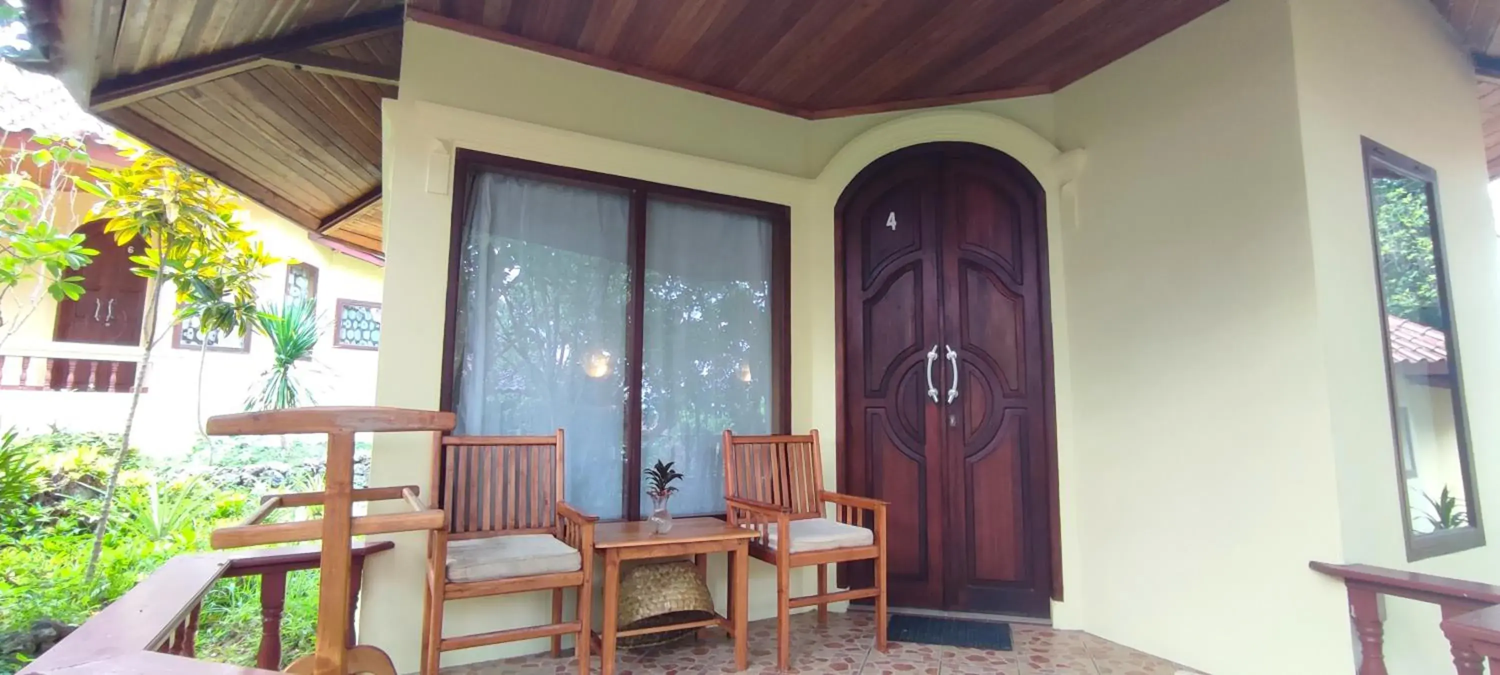 Standard Twin Room in Bara Beach Bungalows Standard Twin Room in Bara Beach Bungalows