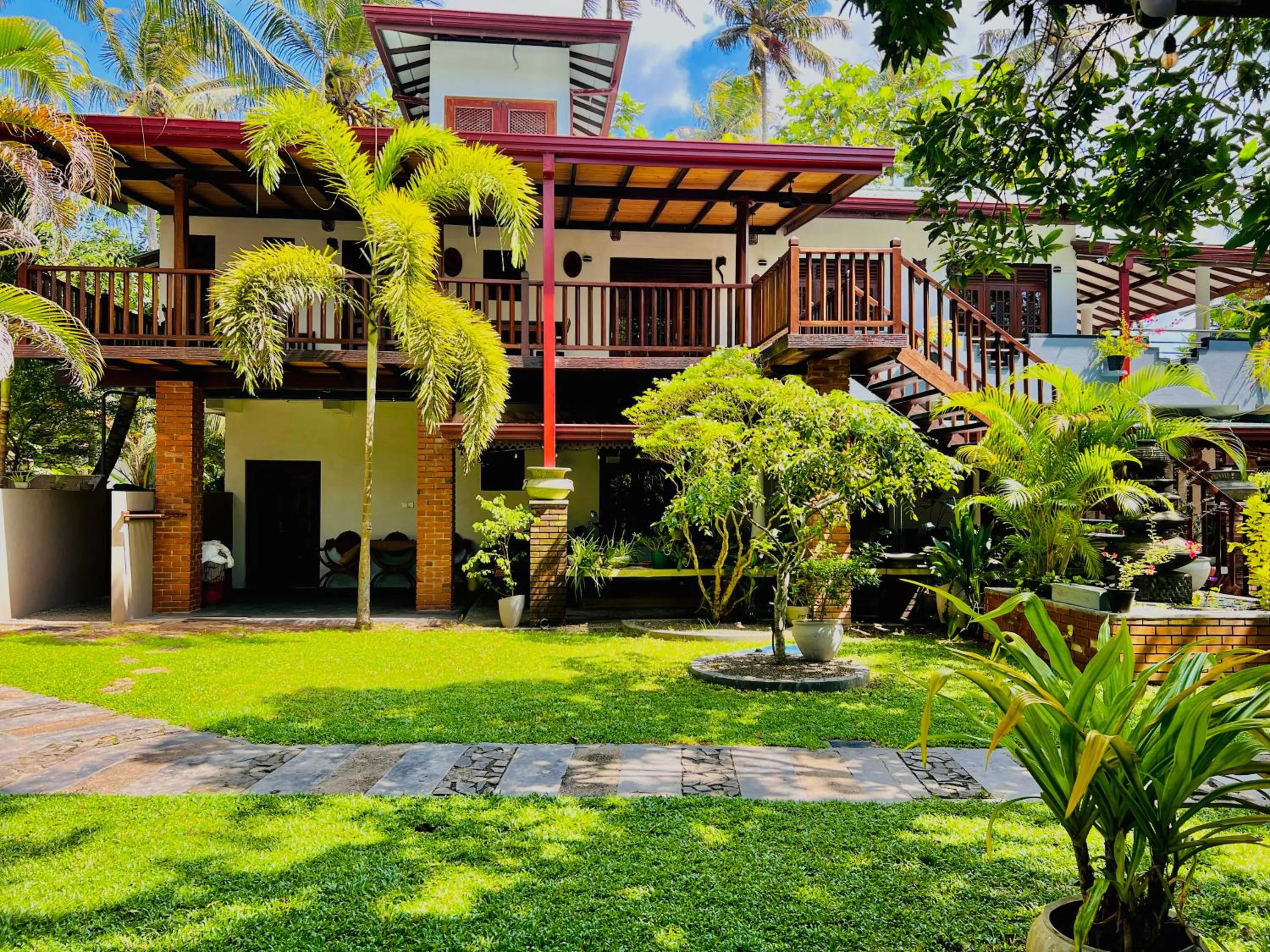 Property building in Crystal Palace