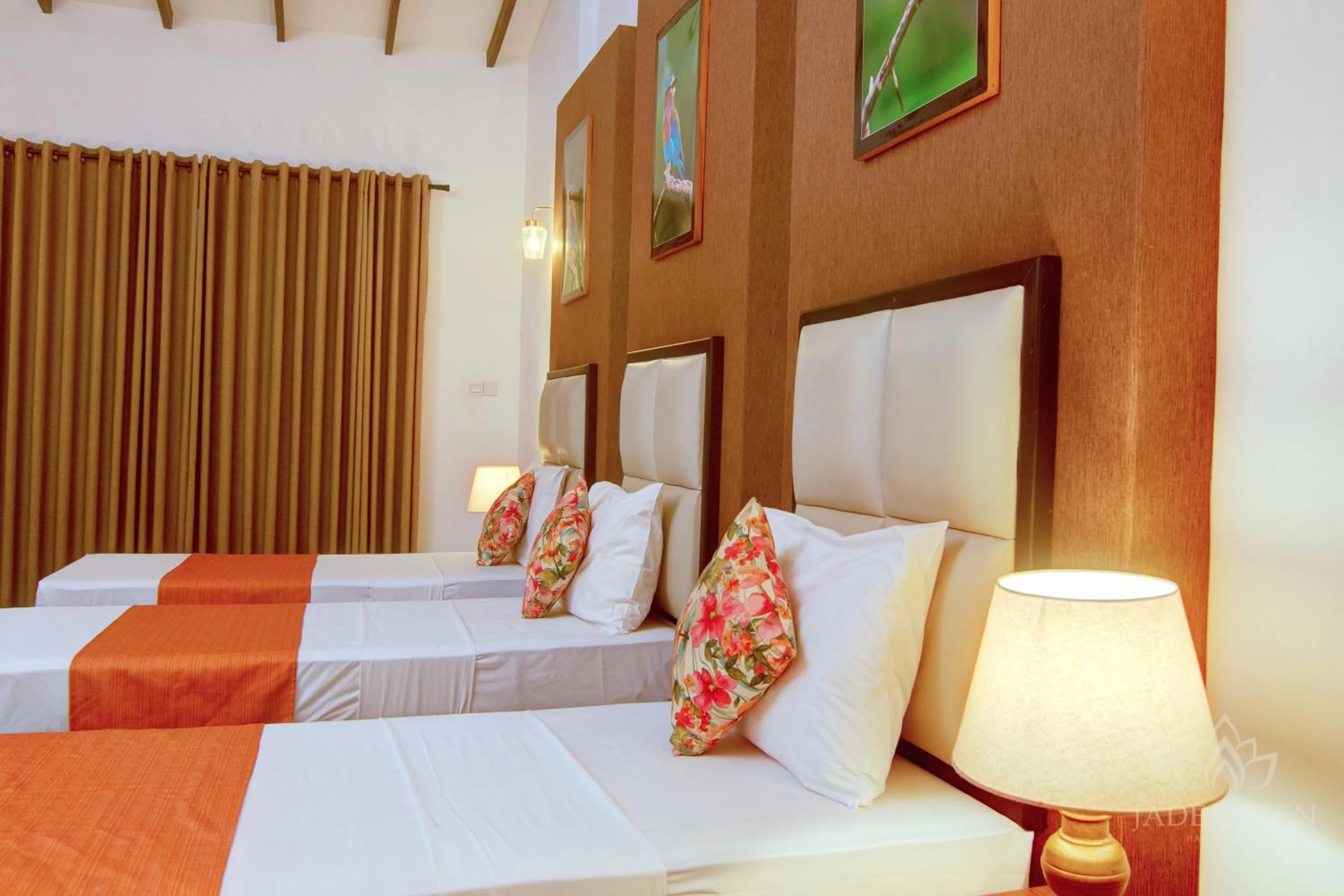 Bed in Jade Green Hotel Hambantota