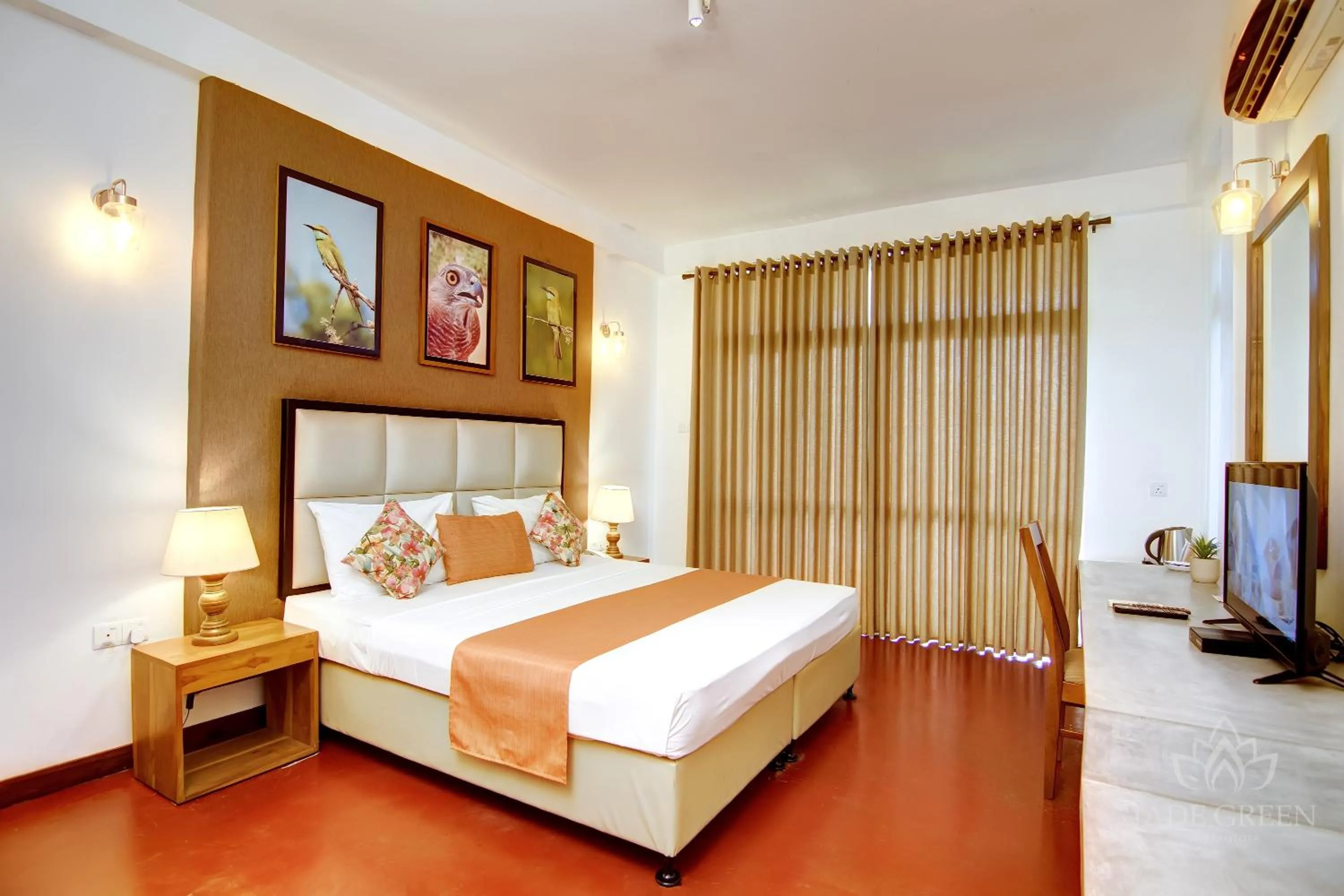 Bed in Jade Green Hotel Hambantota