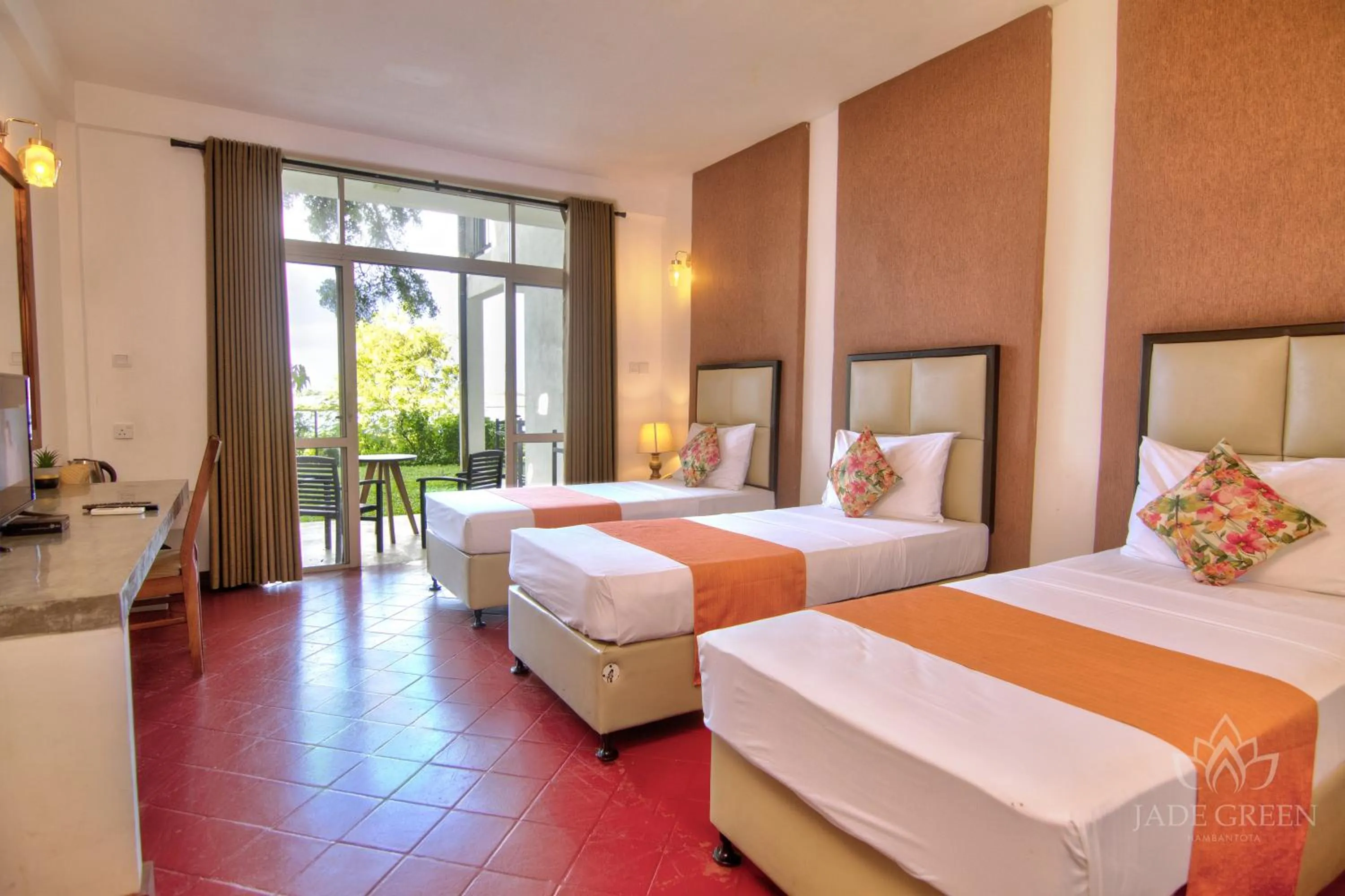 Bed in Jade Green Hotel Hambantota