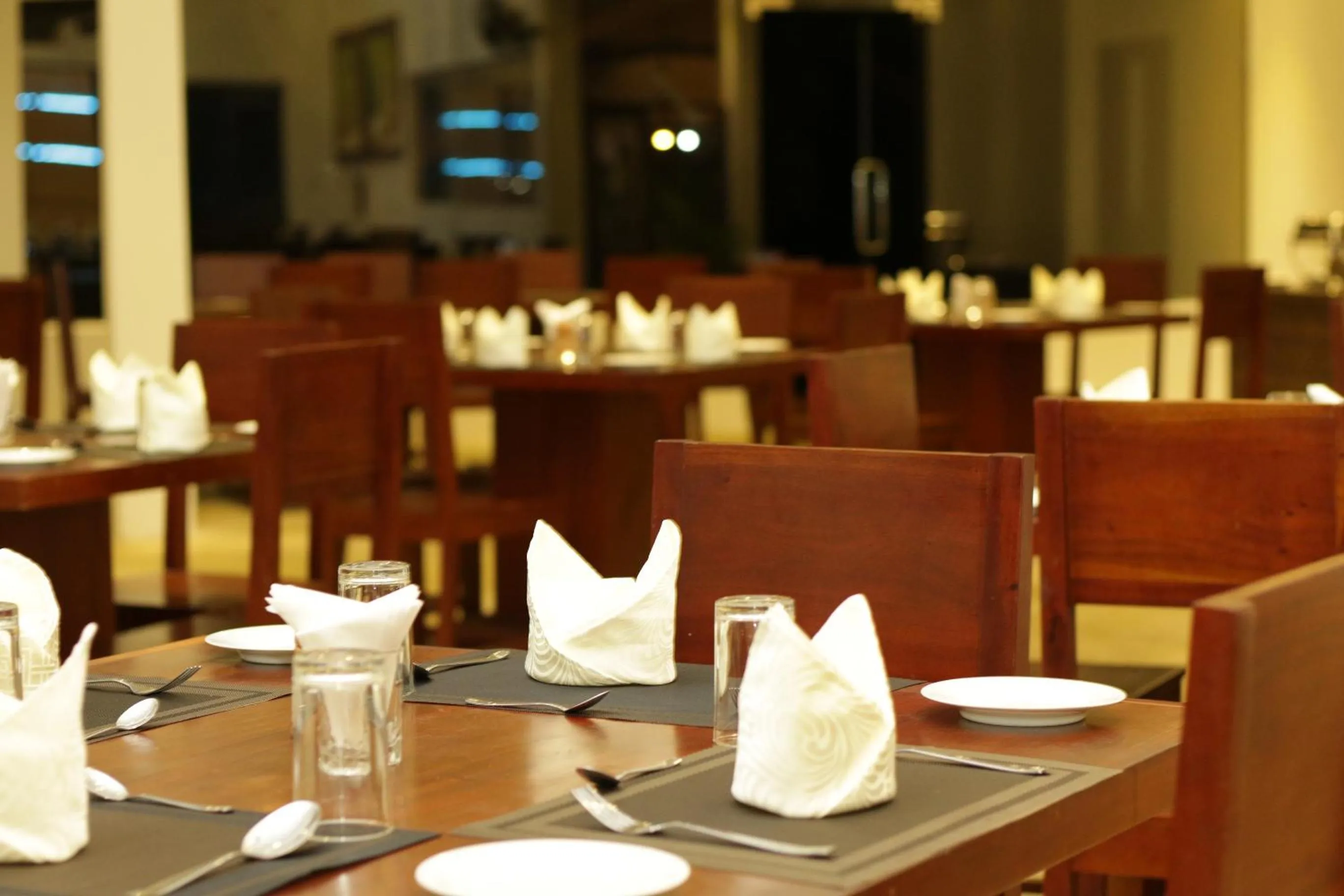 Restaurant/places to eat in Jade Green Hotel Hambantota