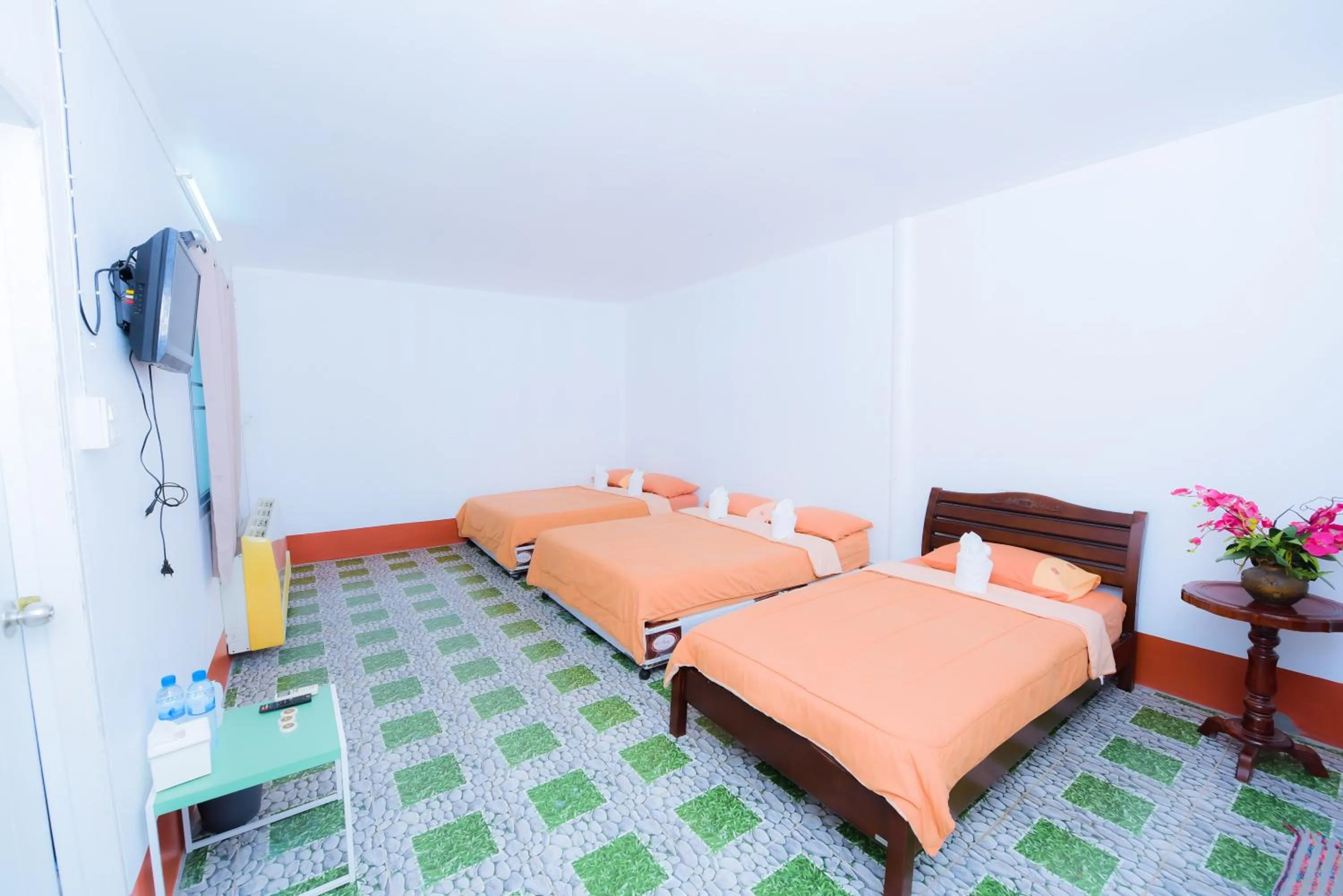 Bedroom, Bed in Nadpob Mansion