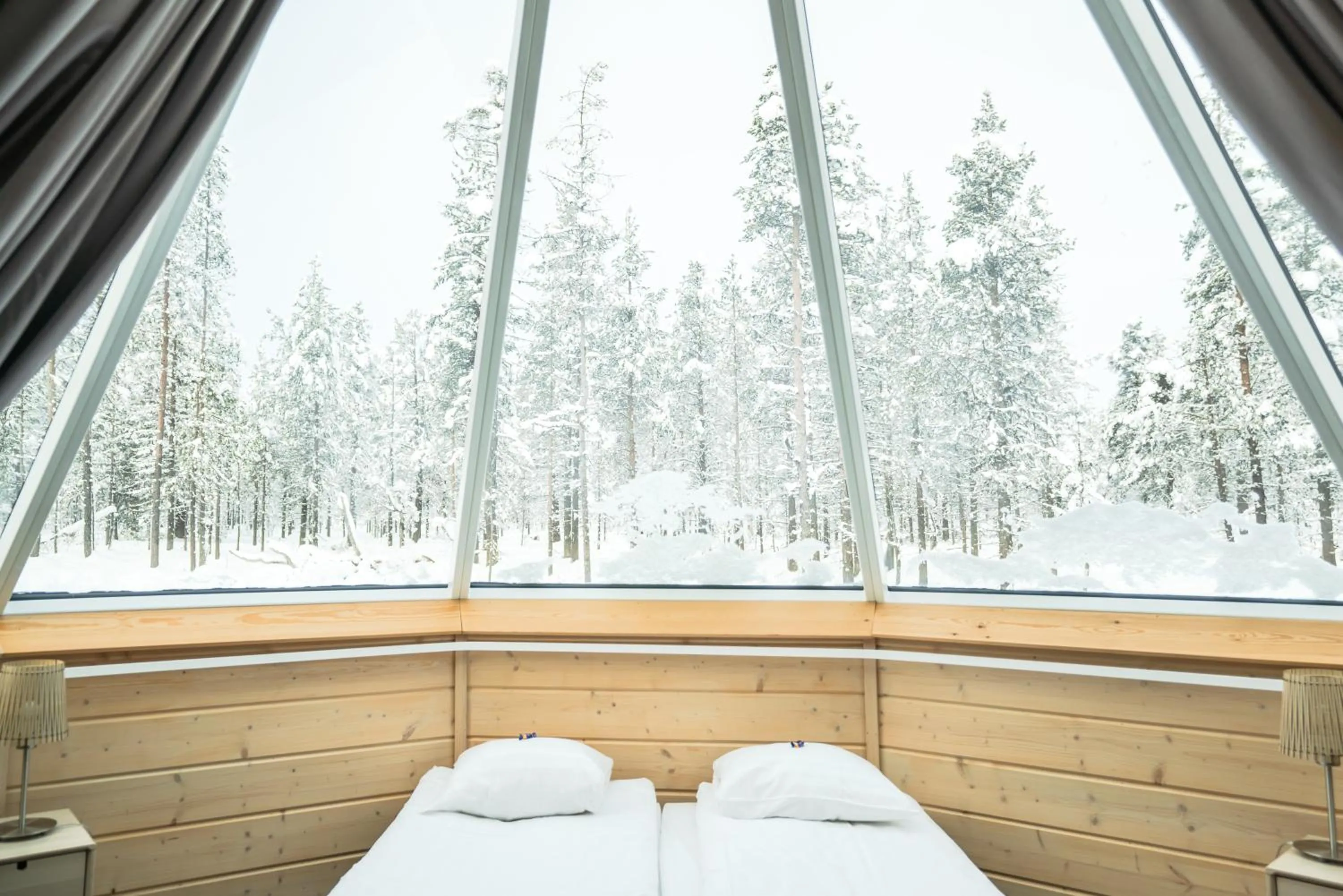 View (from property/room), Bed in Northern Lights Village Saariselkä