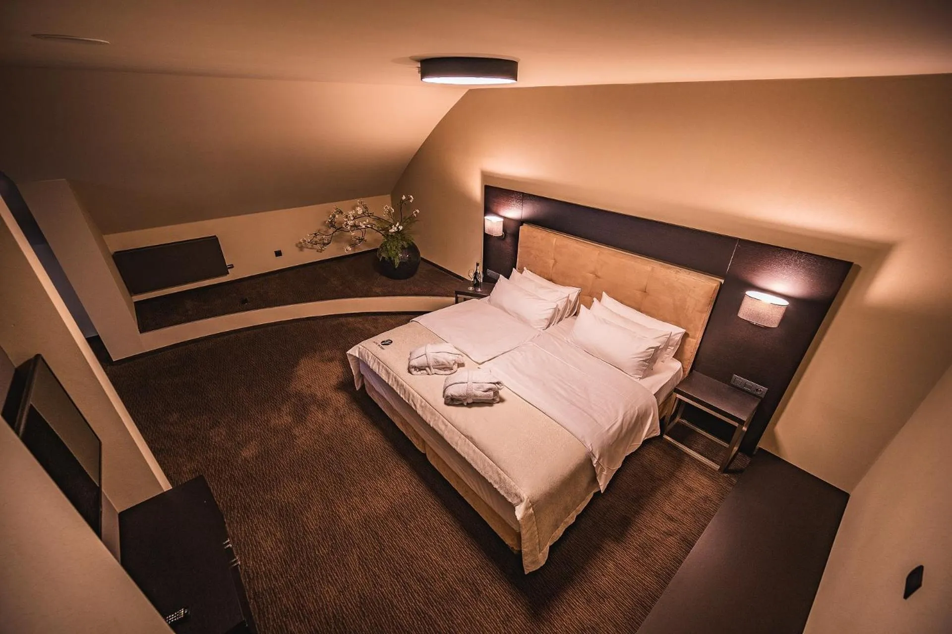 Bedroom, Bed in Hotel Victory