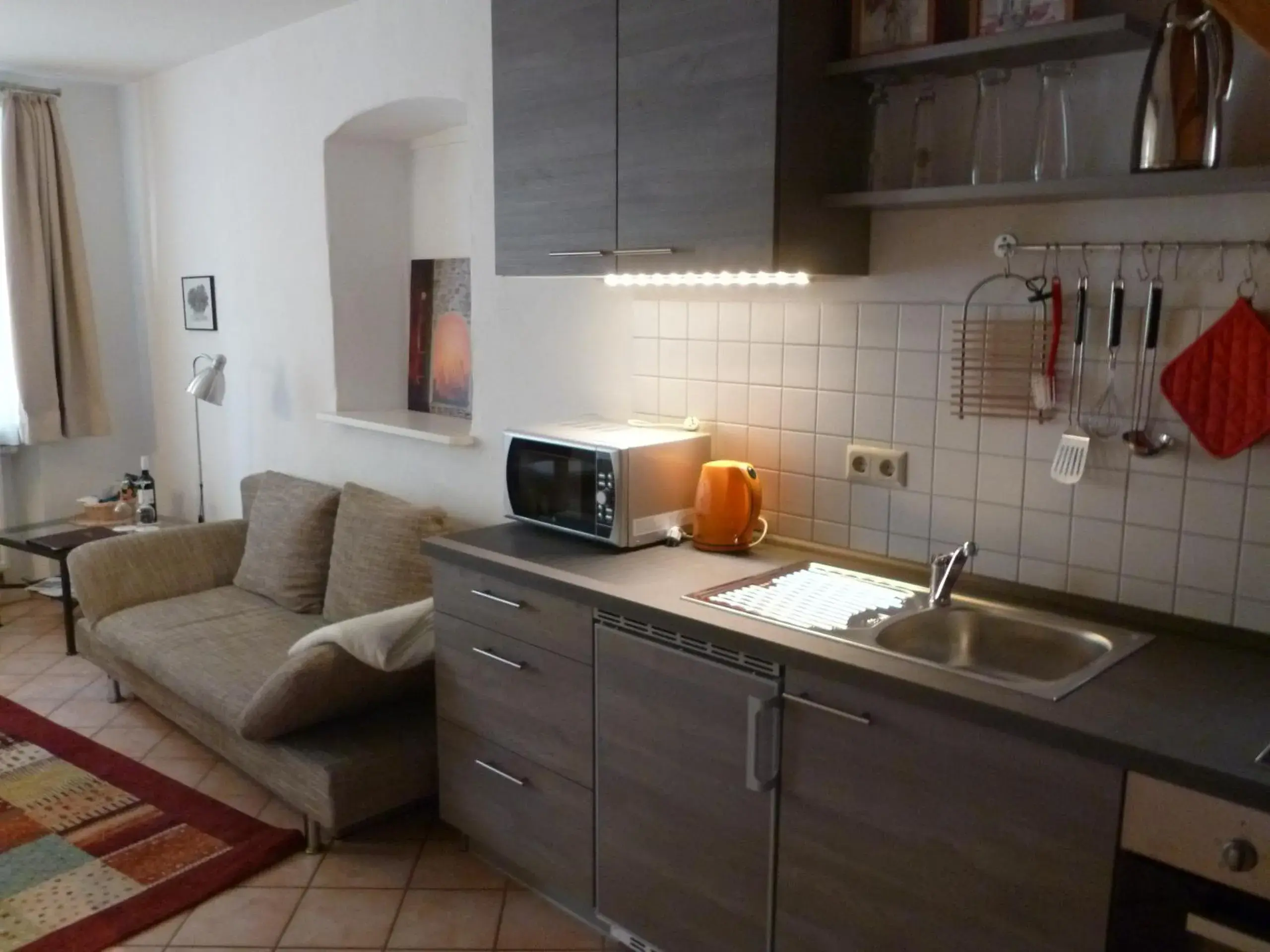 Two-Bedroom Apartment in Alter Winzerhof Weisenheim am Berg e.K. Two-Bedroom Apartment in Alter Winzerhof Weisenheim am Berg e.K.