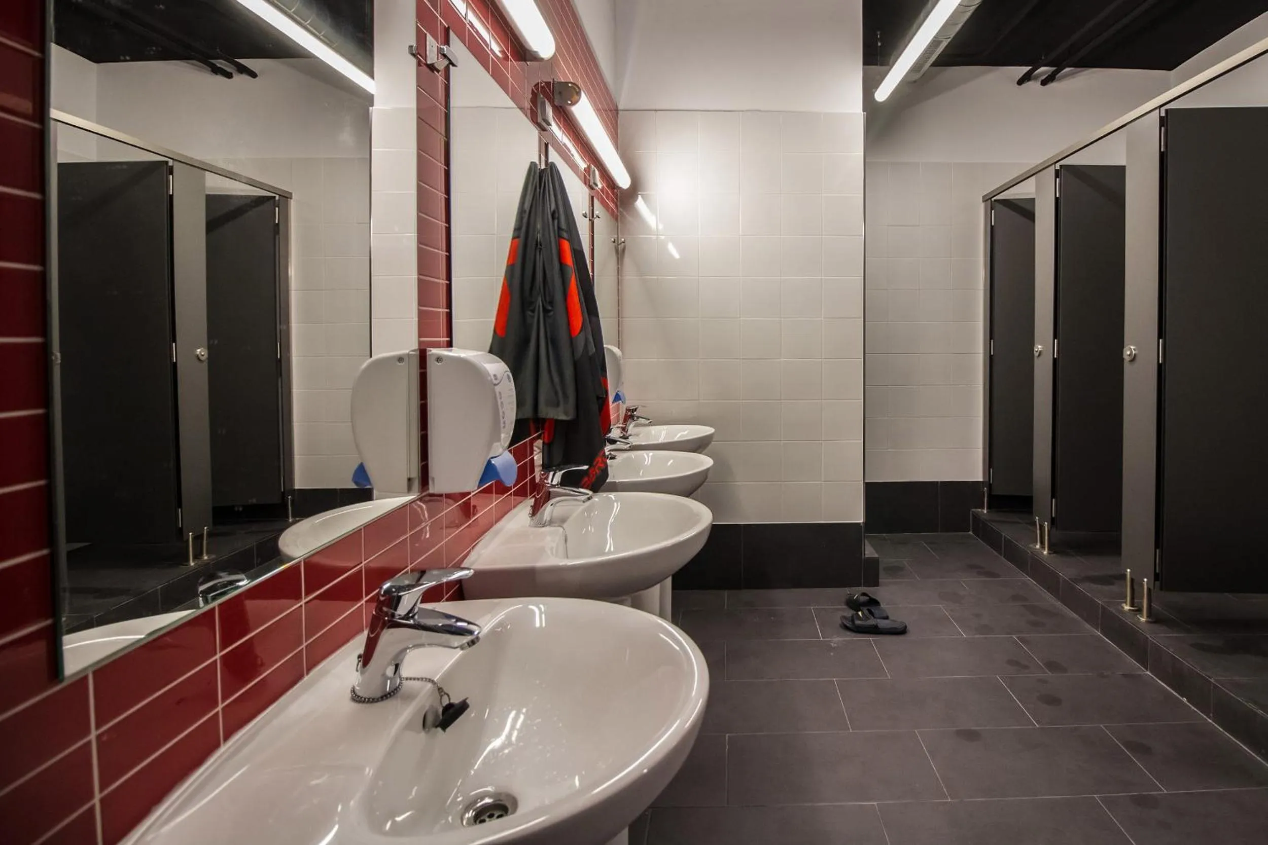 BBQ facilities in All Iron Hostel