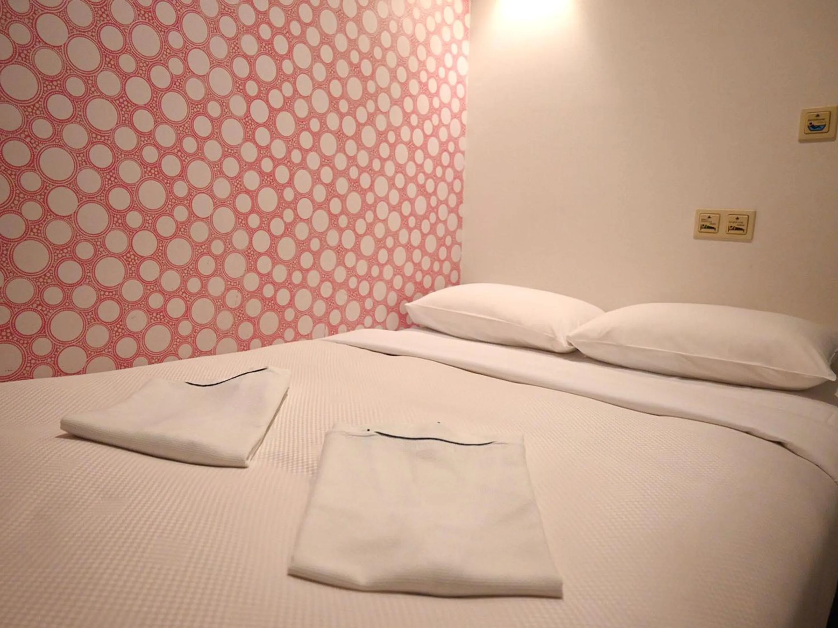 Bed in Art Inn Namba