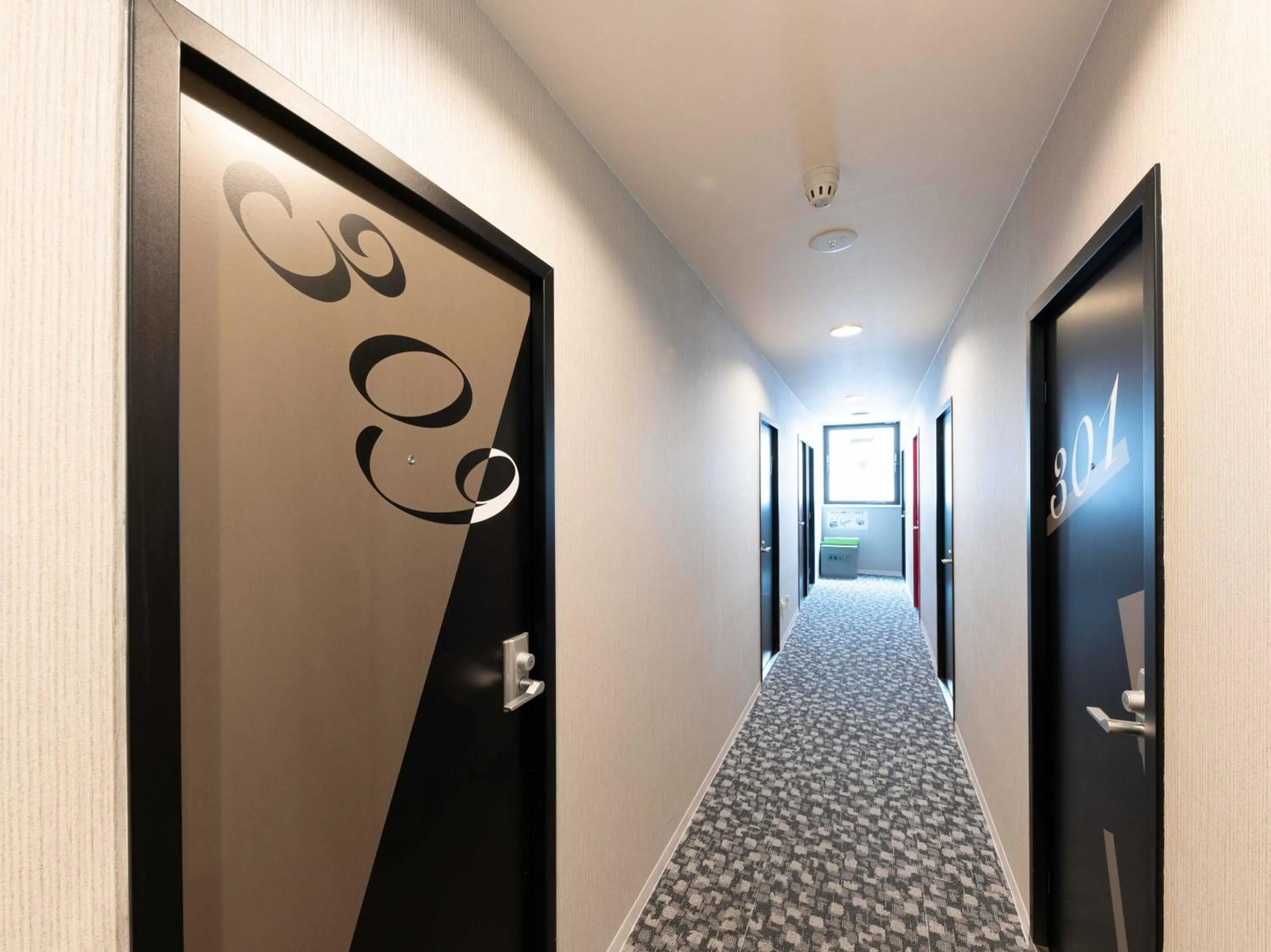 Lobby or reception in Art Inn Namba