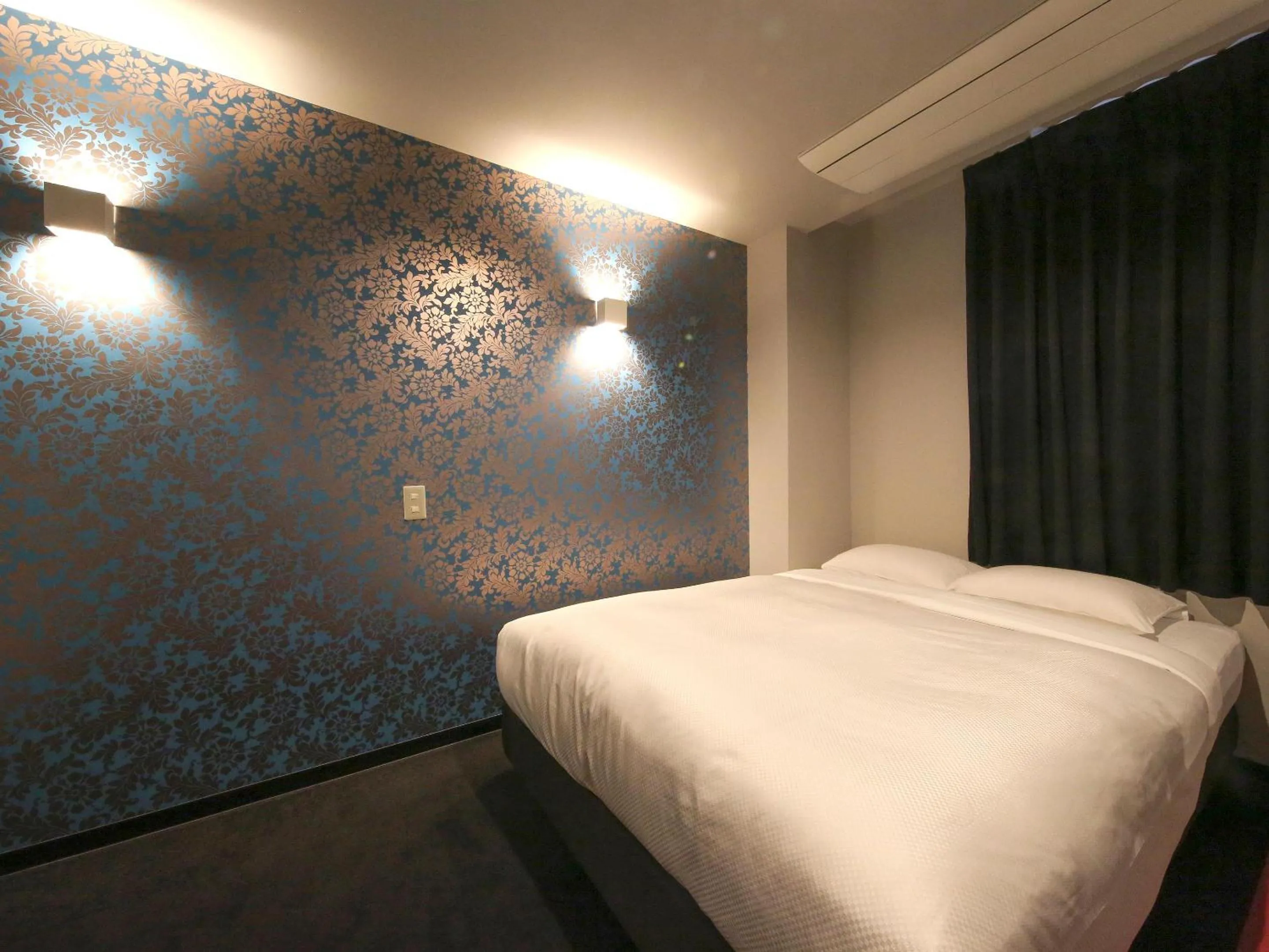 Bed in Art Inn Namba