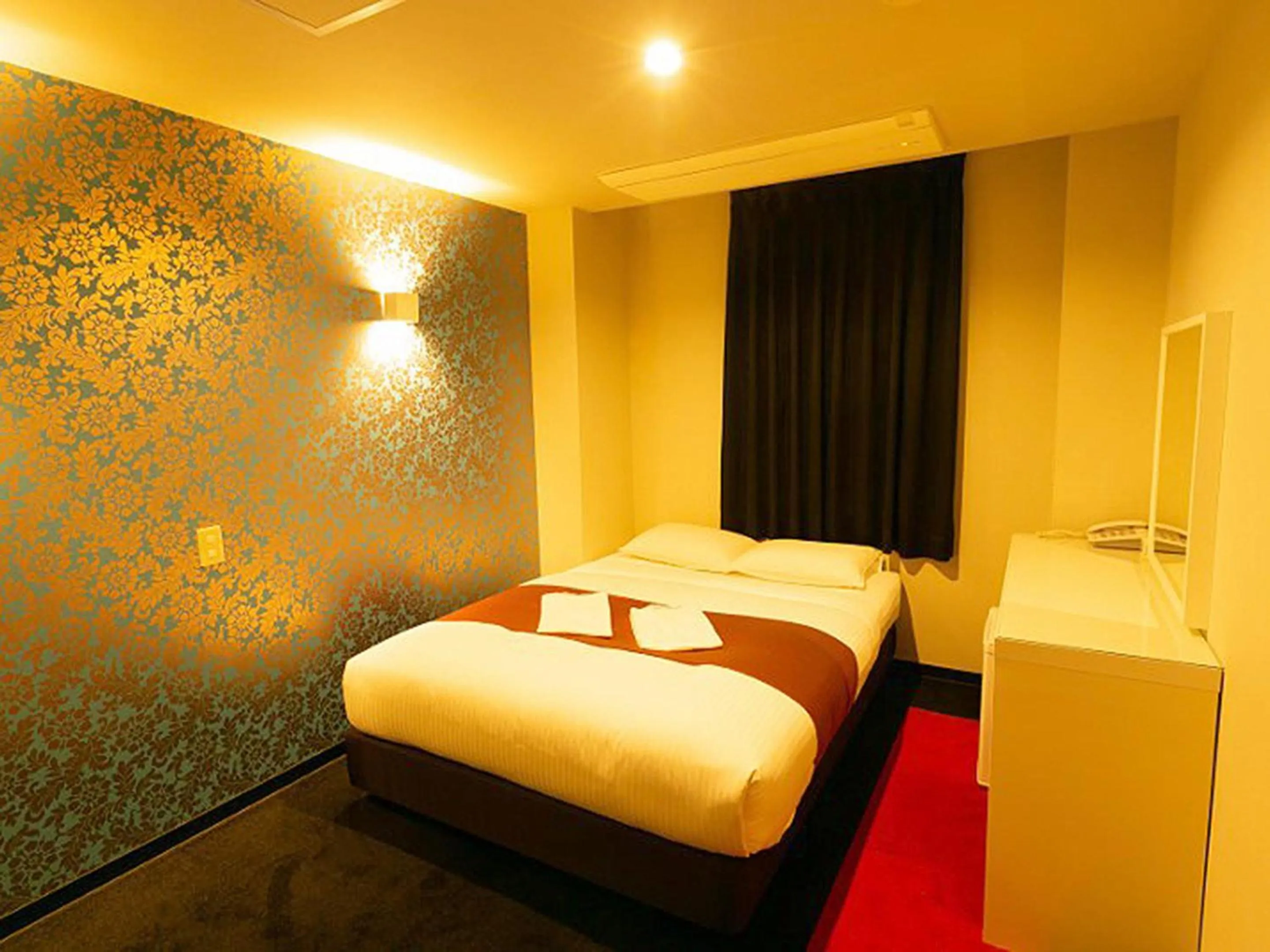 Bed in Art Inn Namba