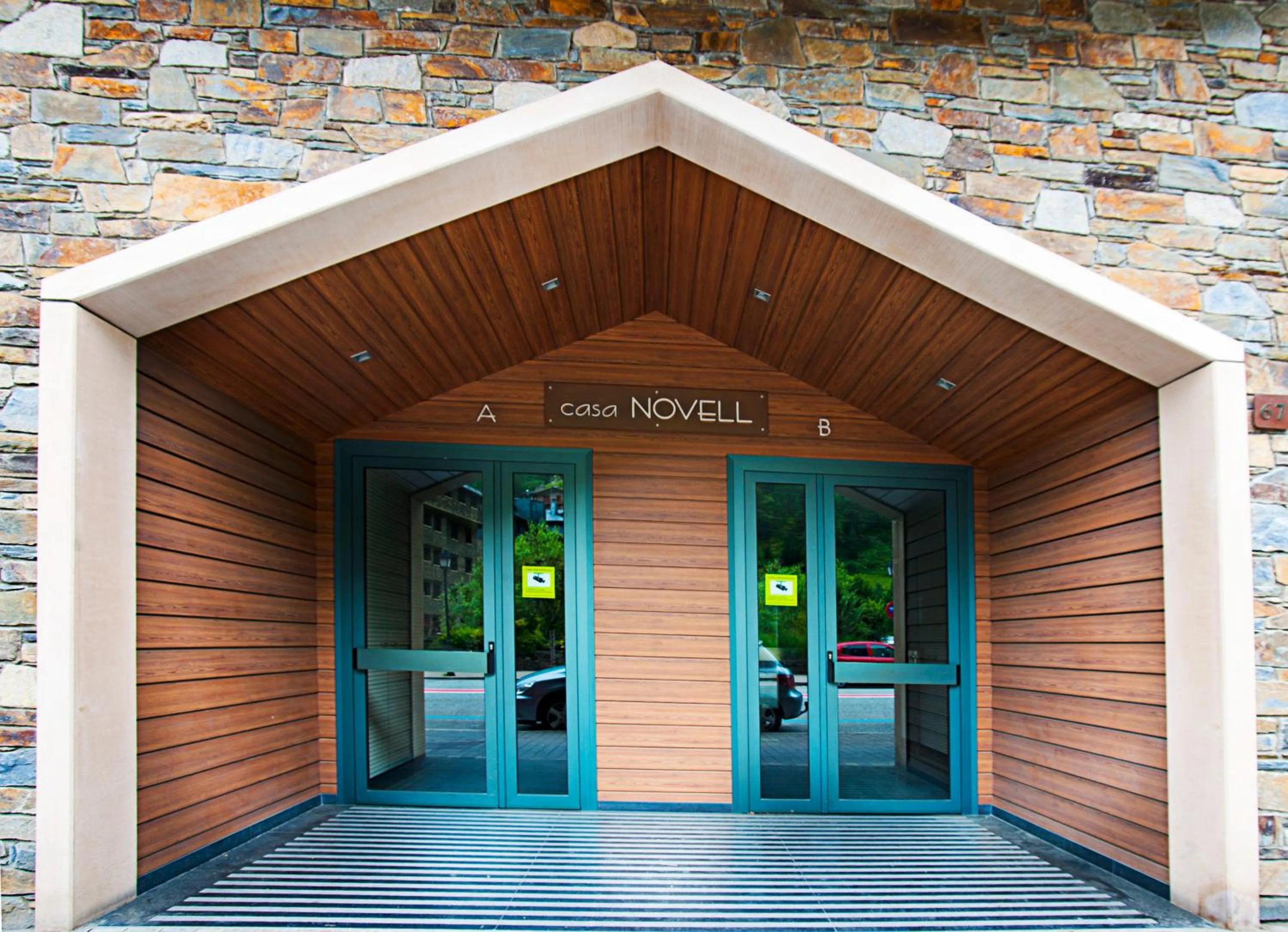 Property logo or sign in Andorra4days Canillo