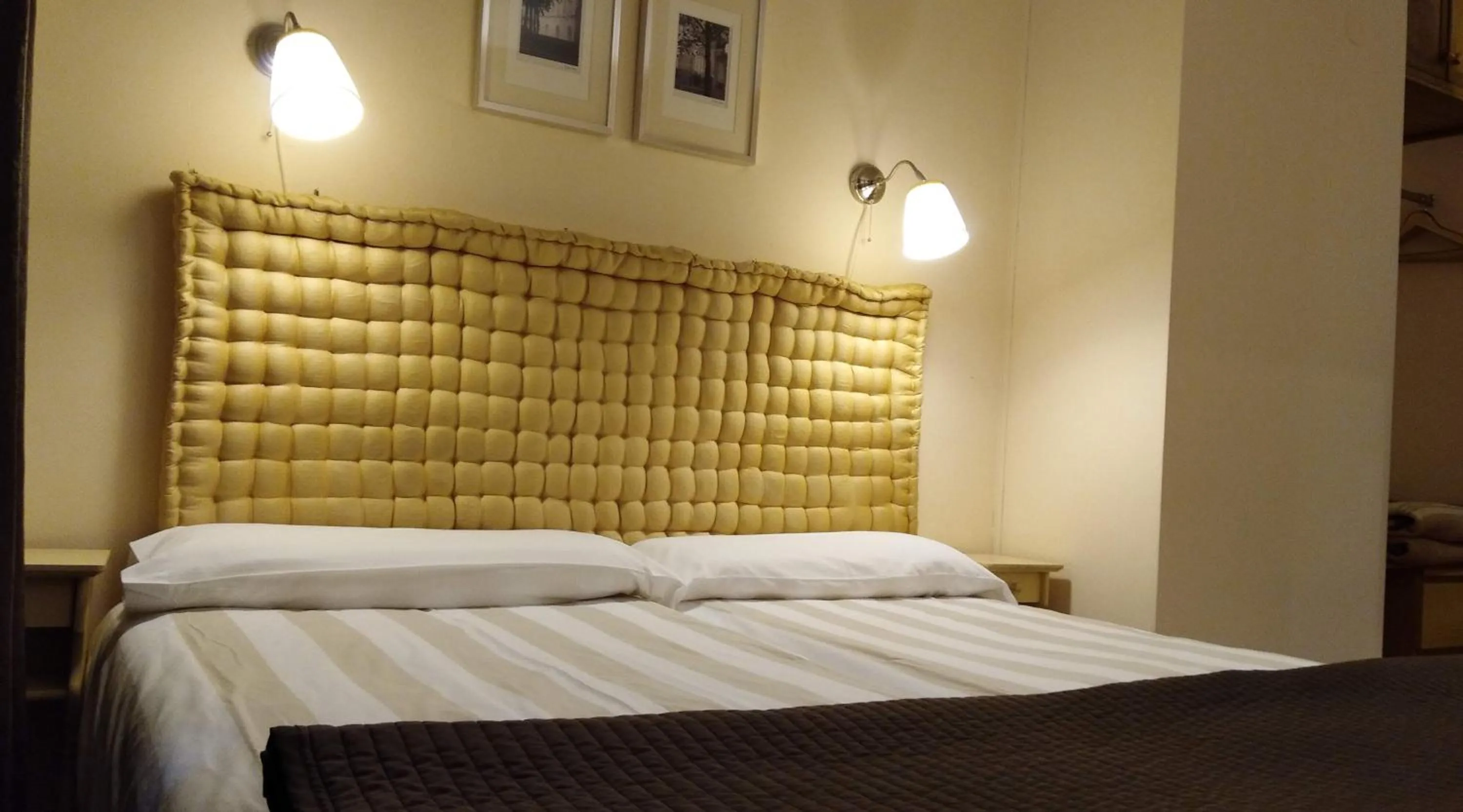 Bed in Hotel Rural El Yantar de Gredos