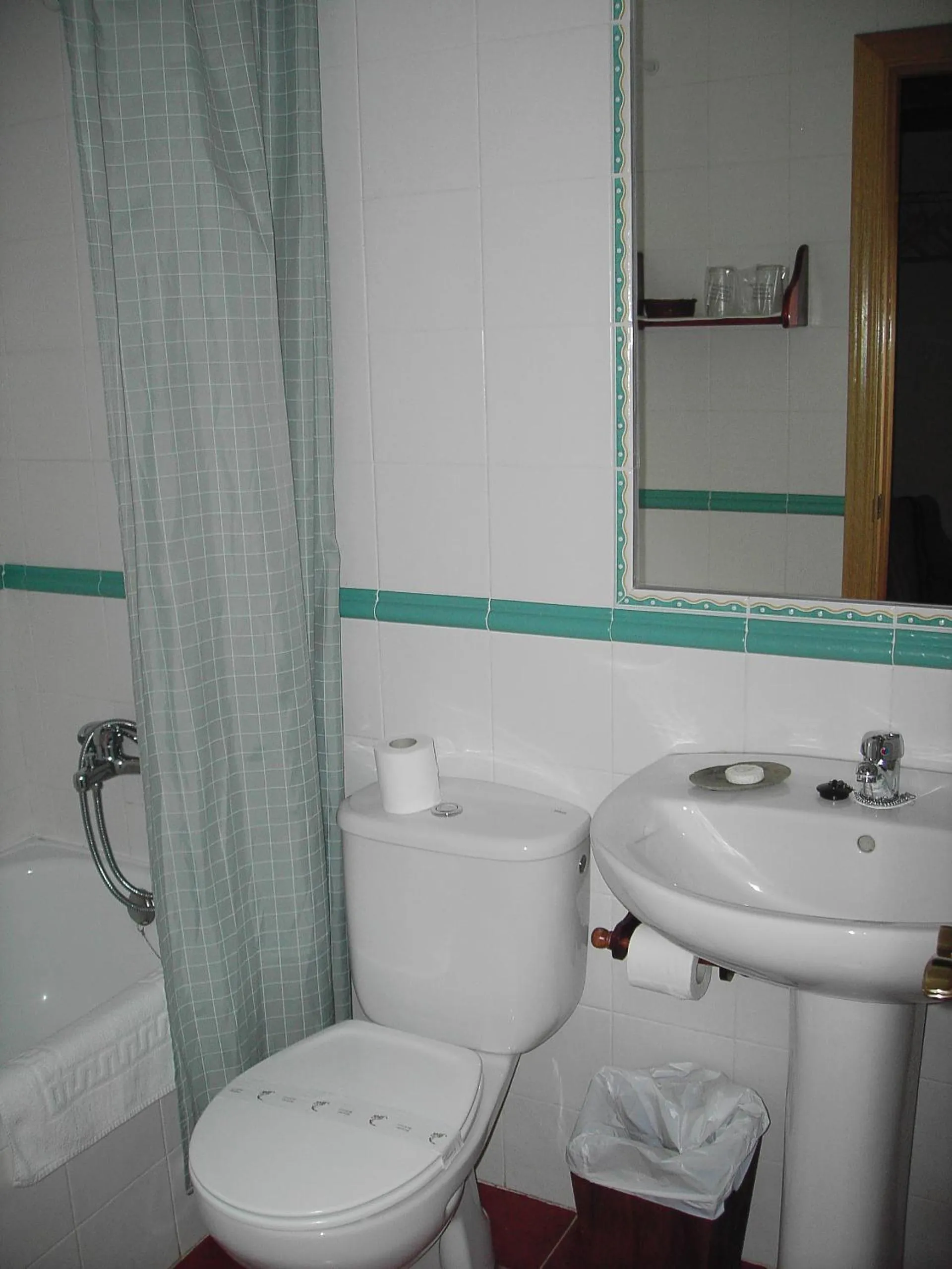 Bathroom in Hotel Rural El Yantar de Gredos